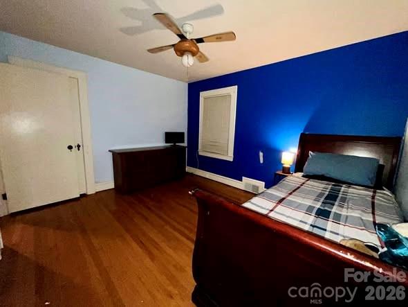 Country Club Acres - Residential