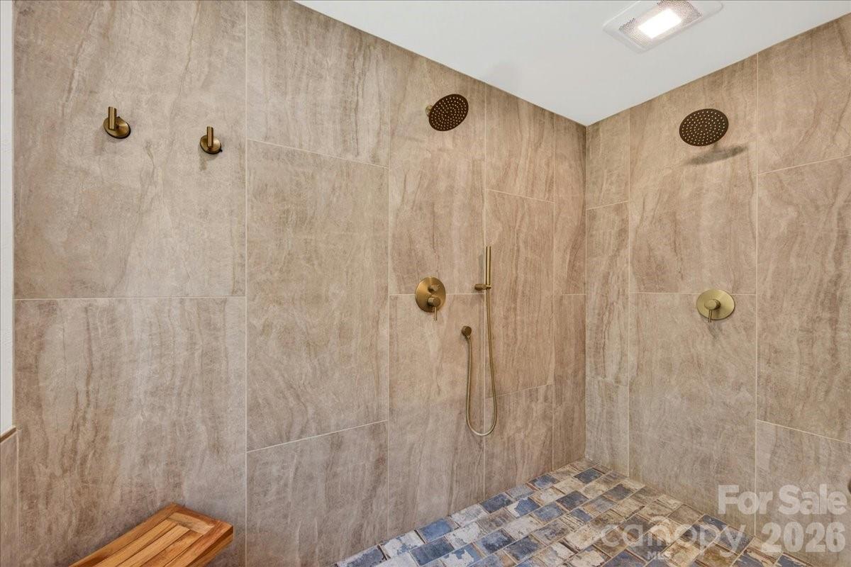 Tara Oaks - Residential