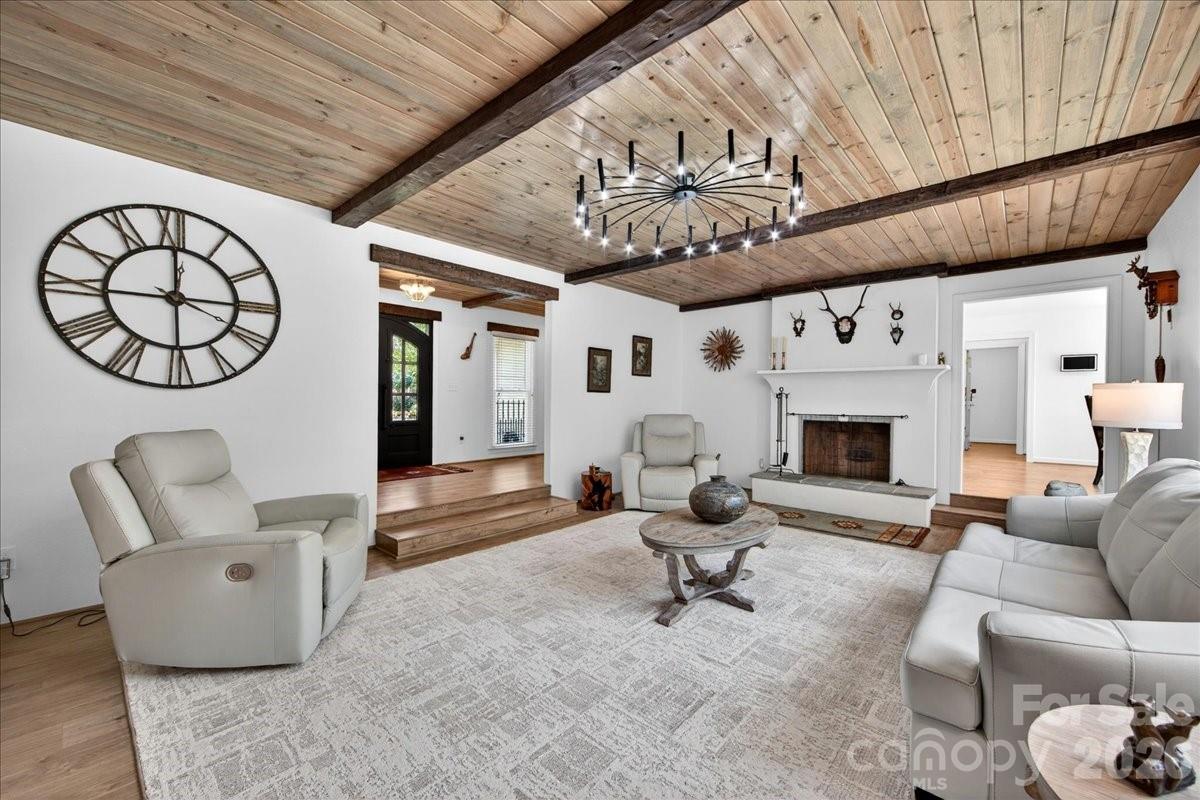 Tara Oaks - Residential