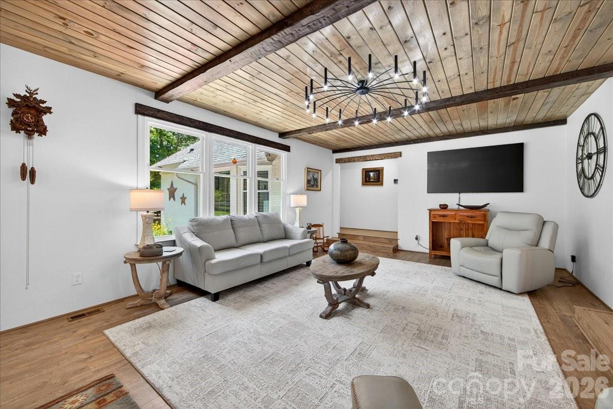 Tara Oaks - Residential