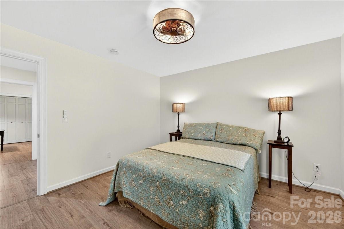 Tara Oaks - Residential