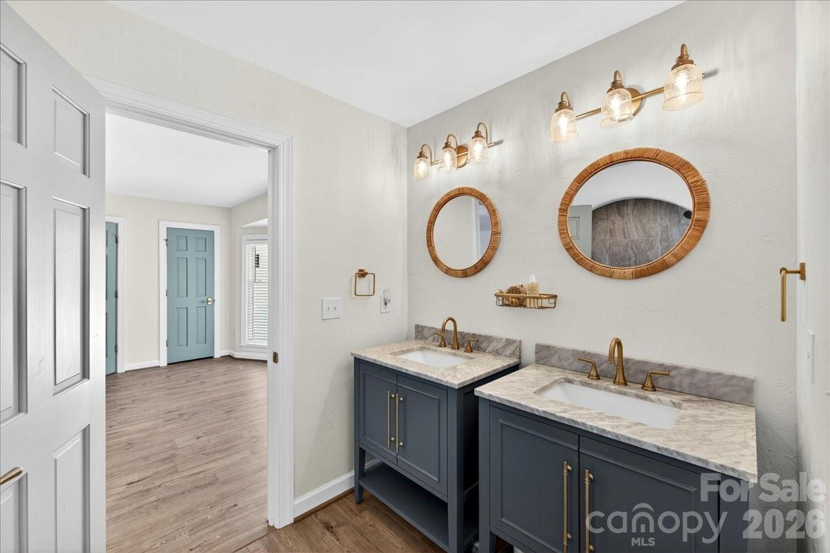 Tara Oaks - Residential