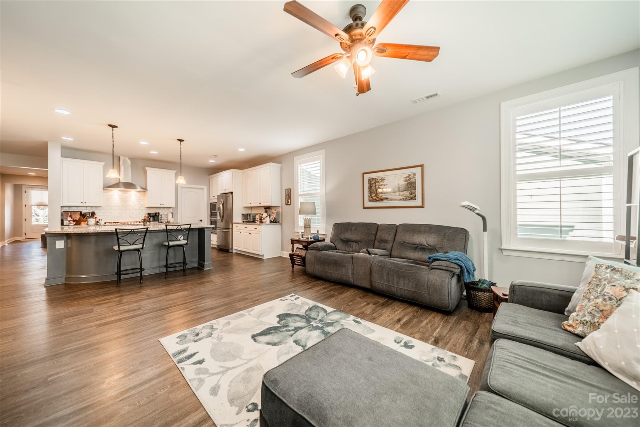 Johnson Manor - Residential