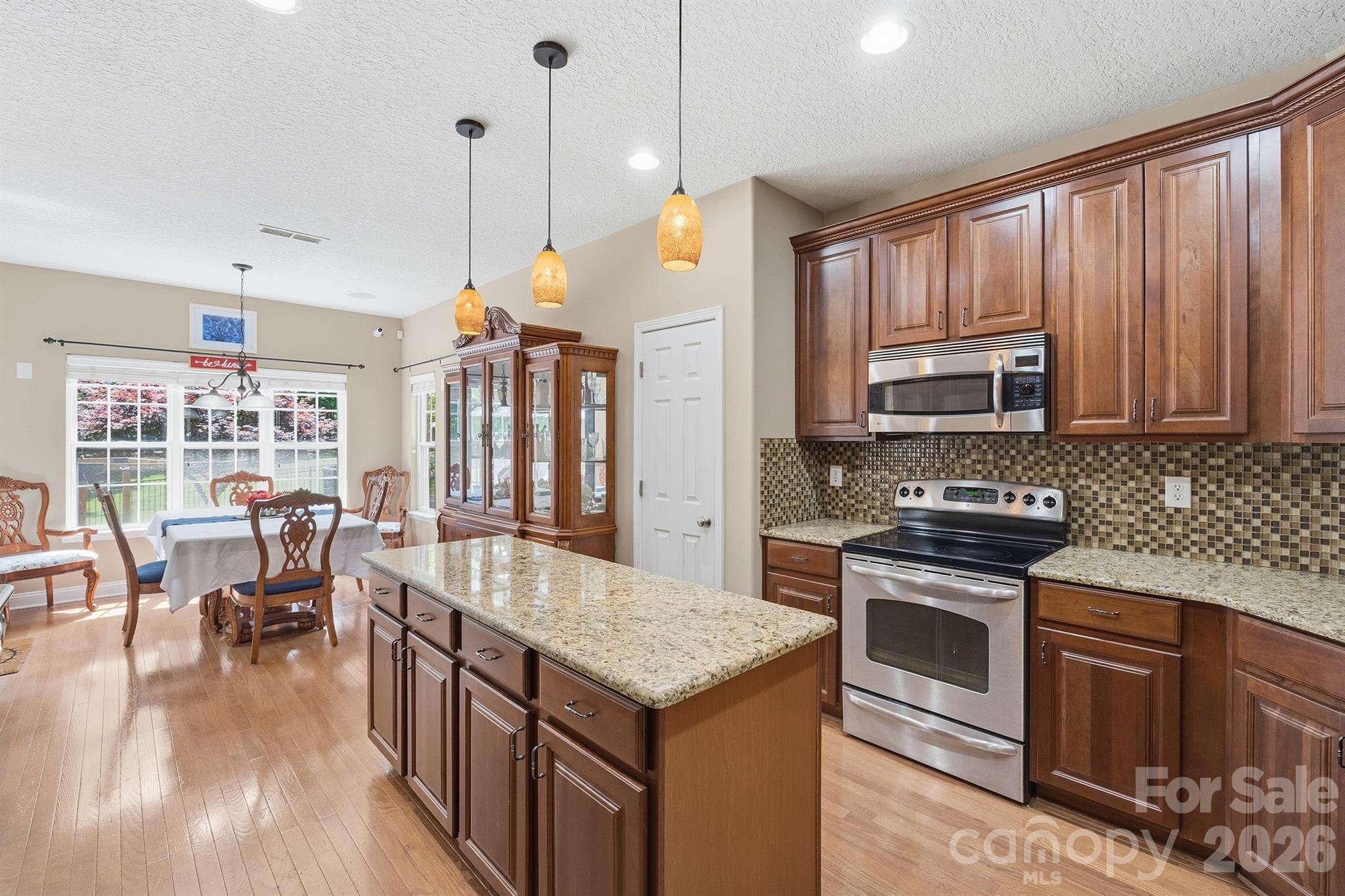 Shady Oaks - Residential