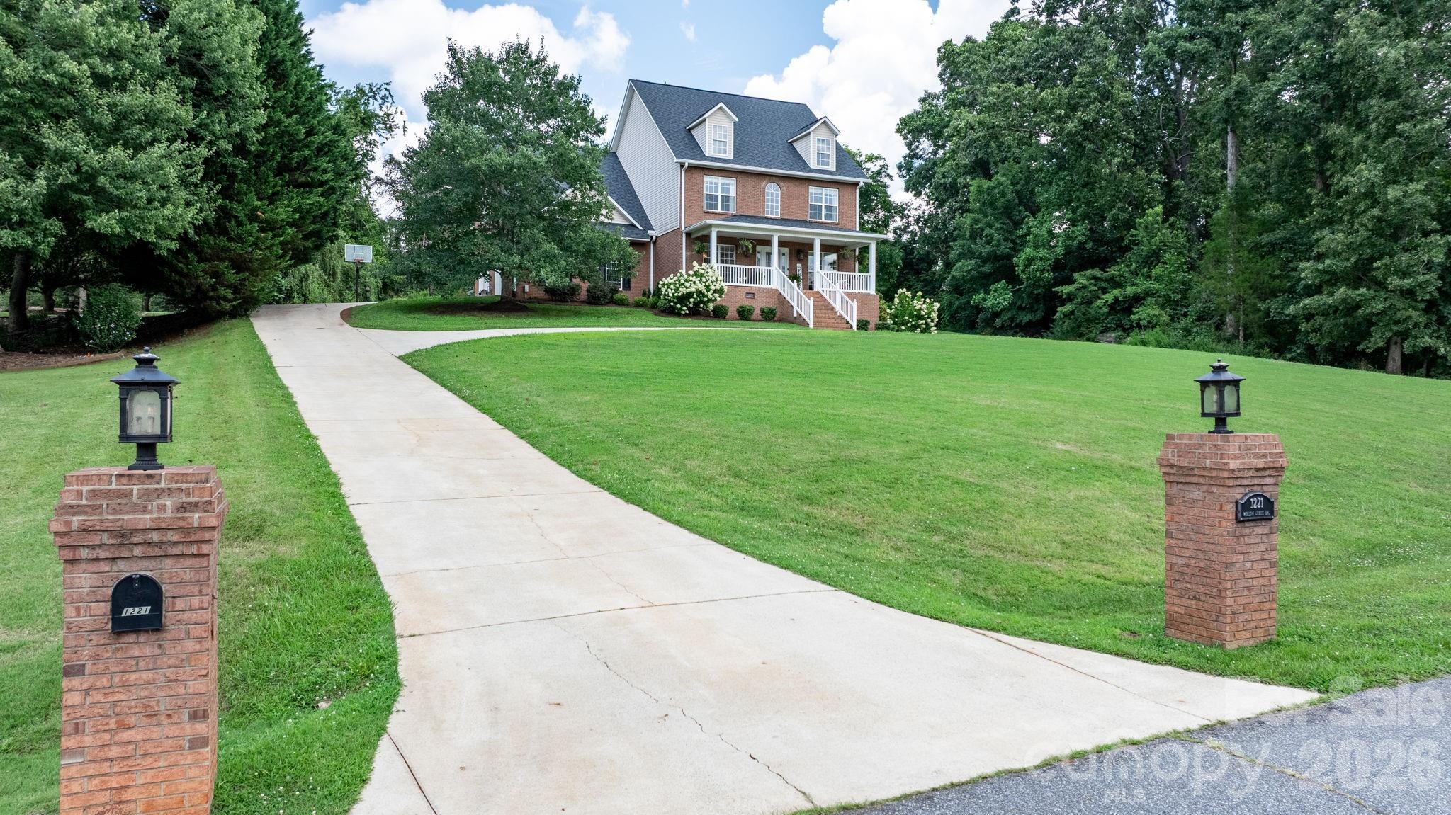 Fairway Farms - Residential