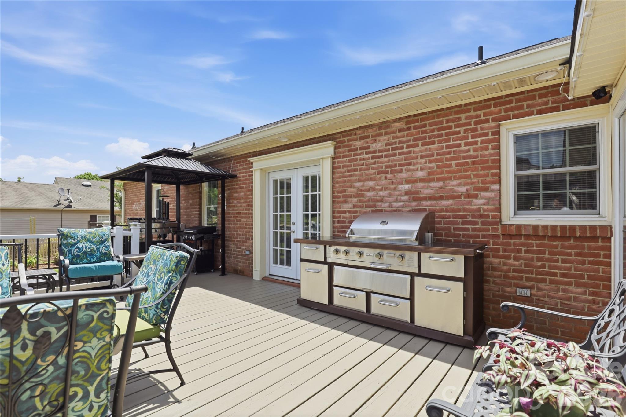Hunters Creek - Residential