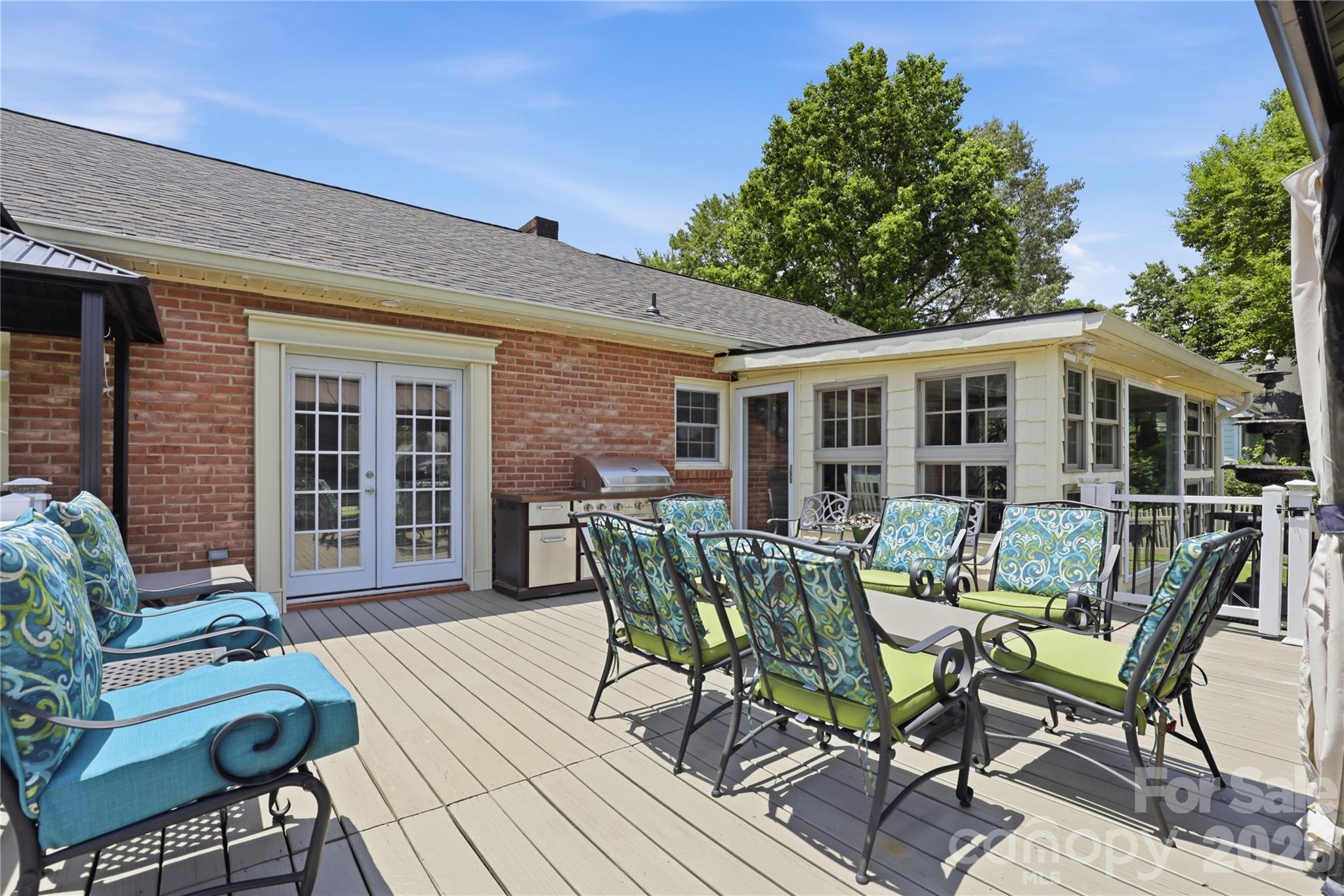 Hunters Creek - Residential