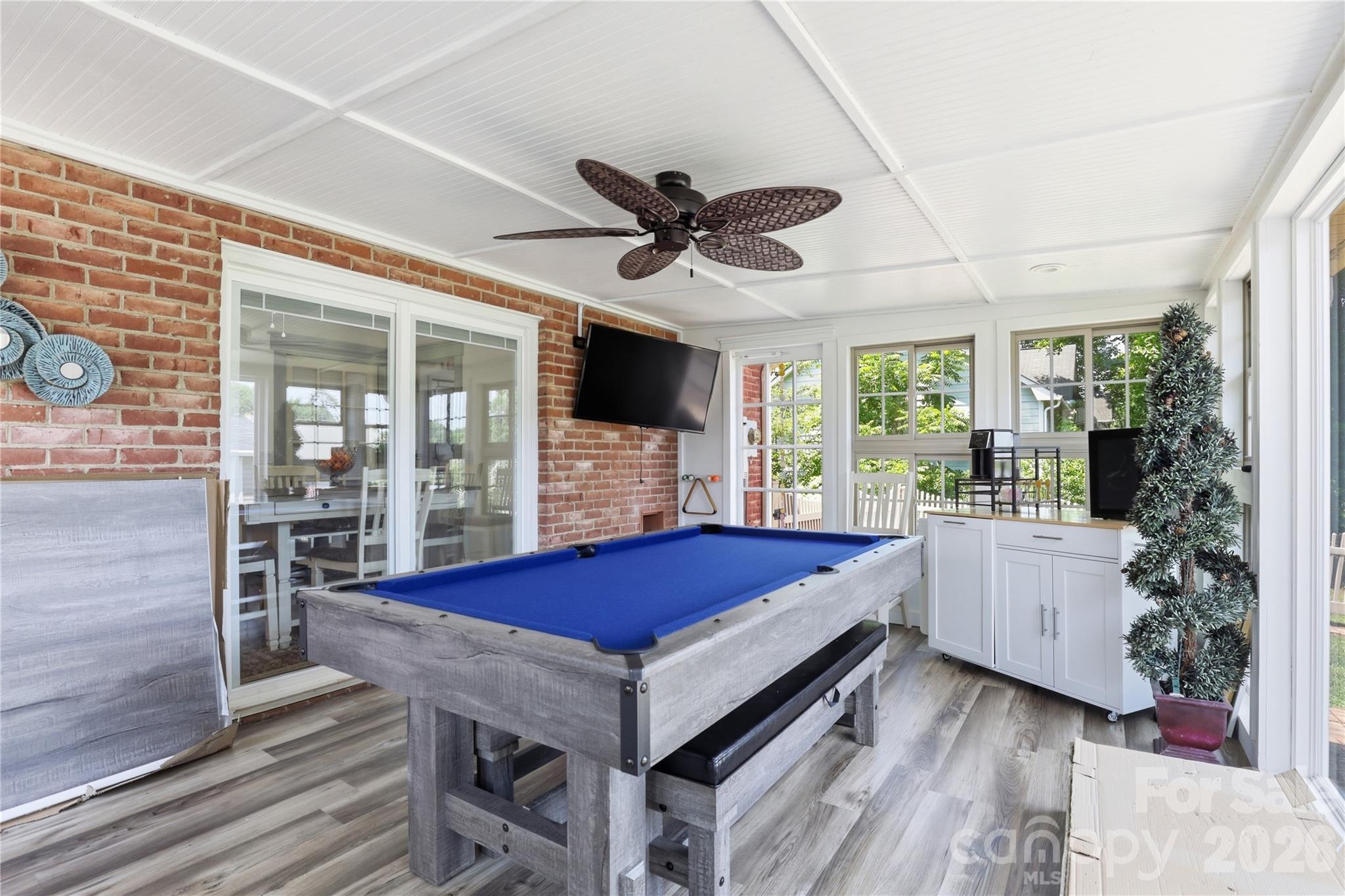 Hunters Creek - Residential