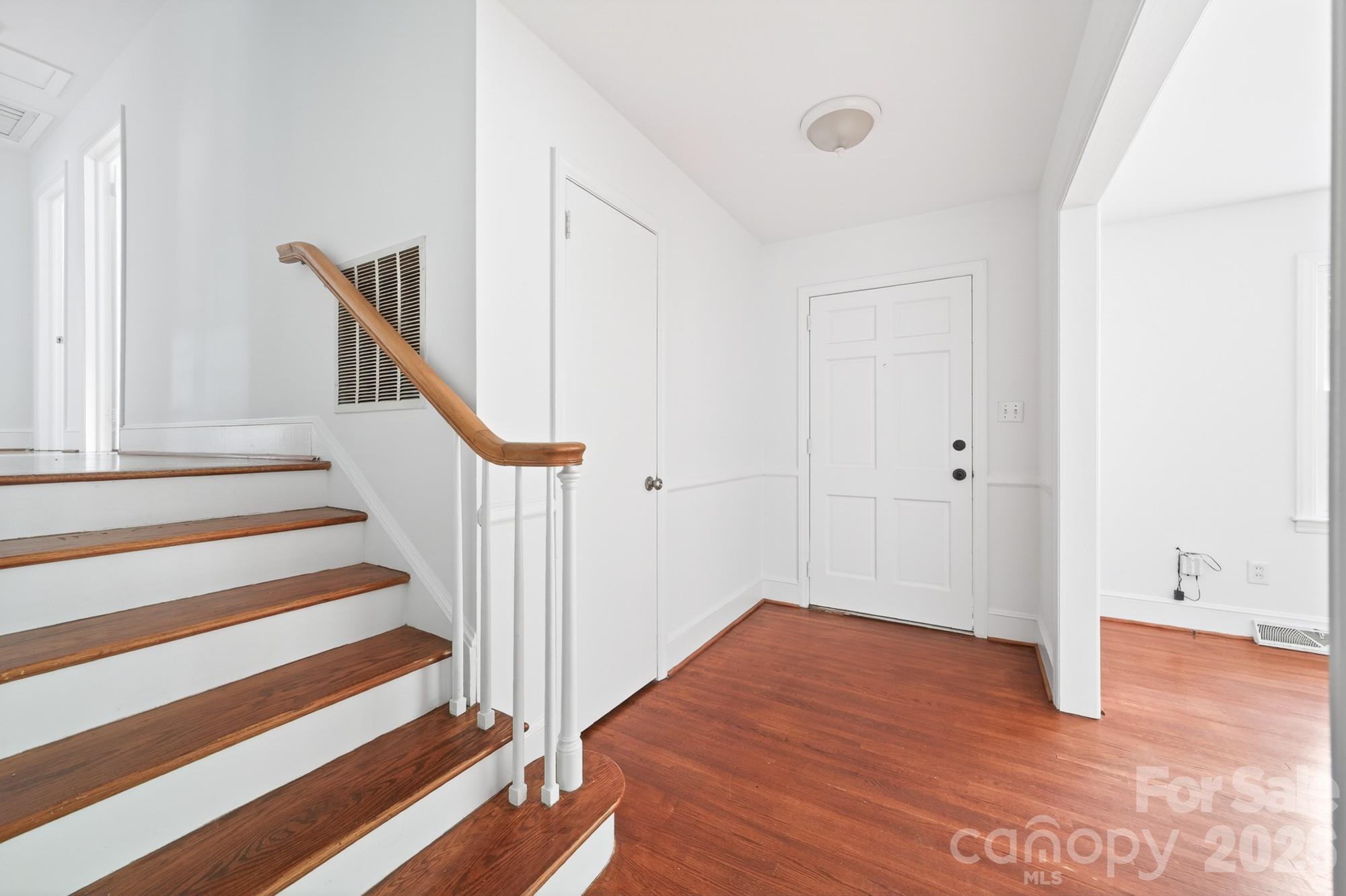 Montclaire - Residential