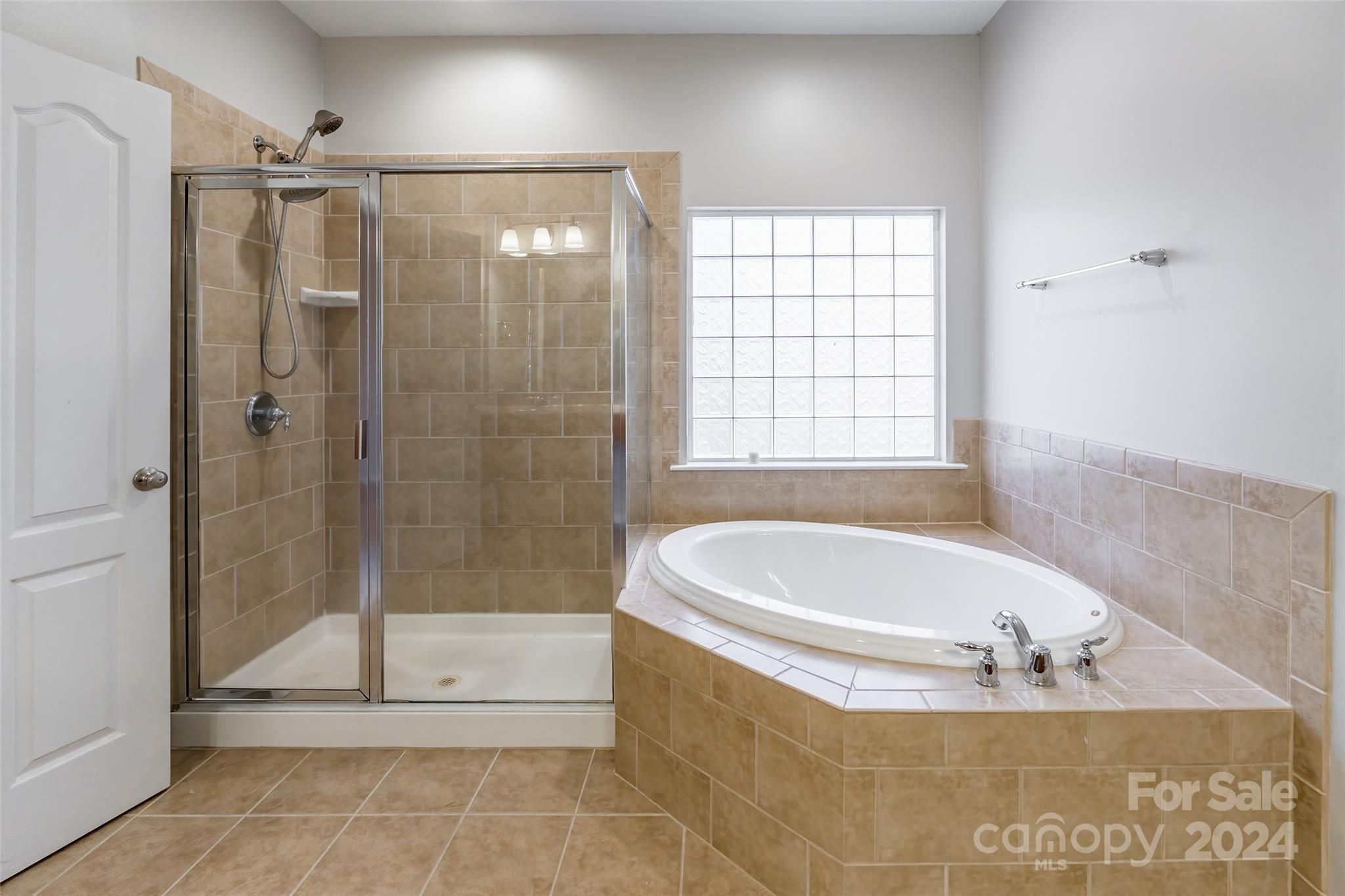 Reserve At Gold Hill - Residential