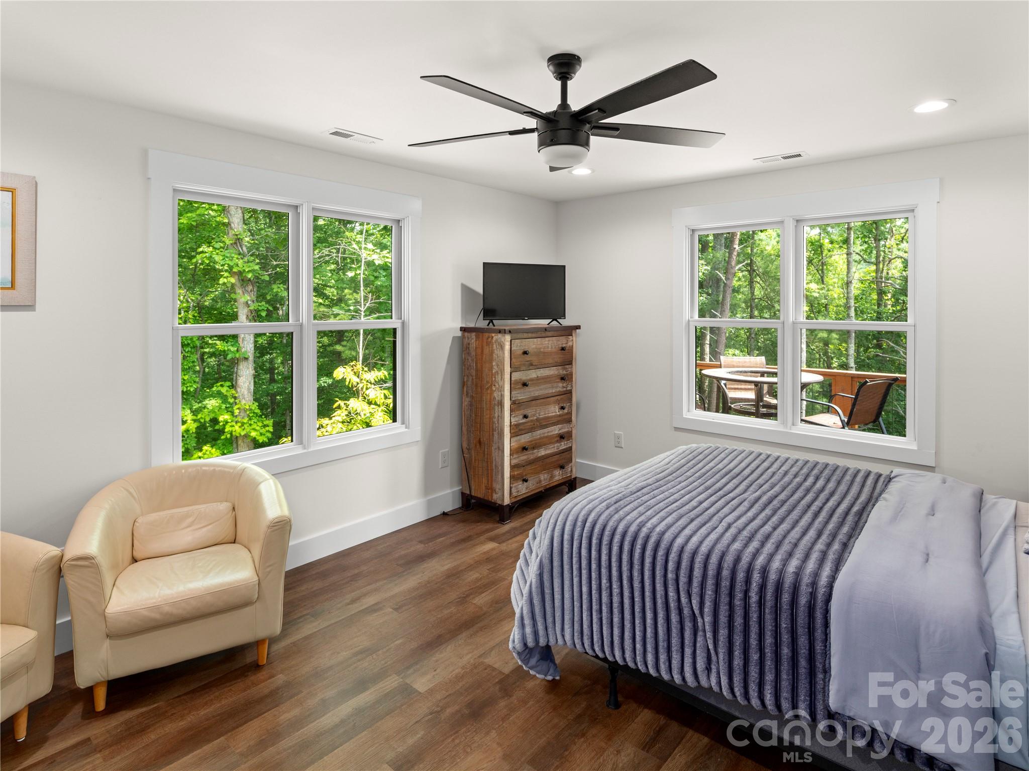 The Arbor at Lake James - Residential