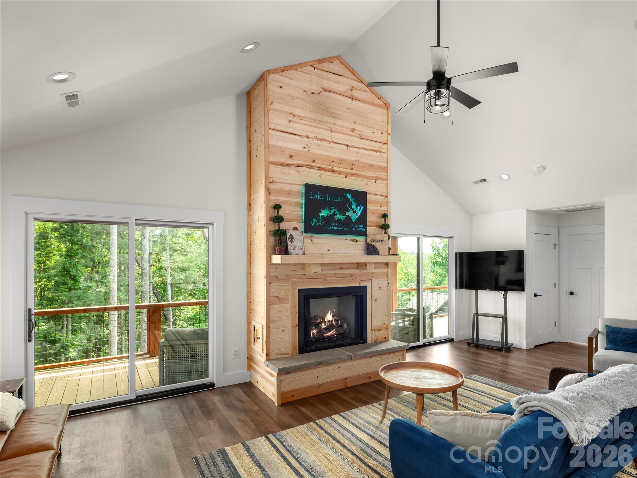 The Arbor at Lake James - Residential
