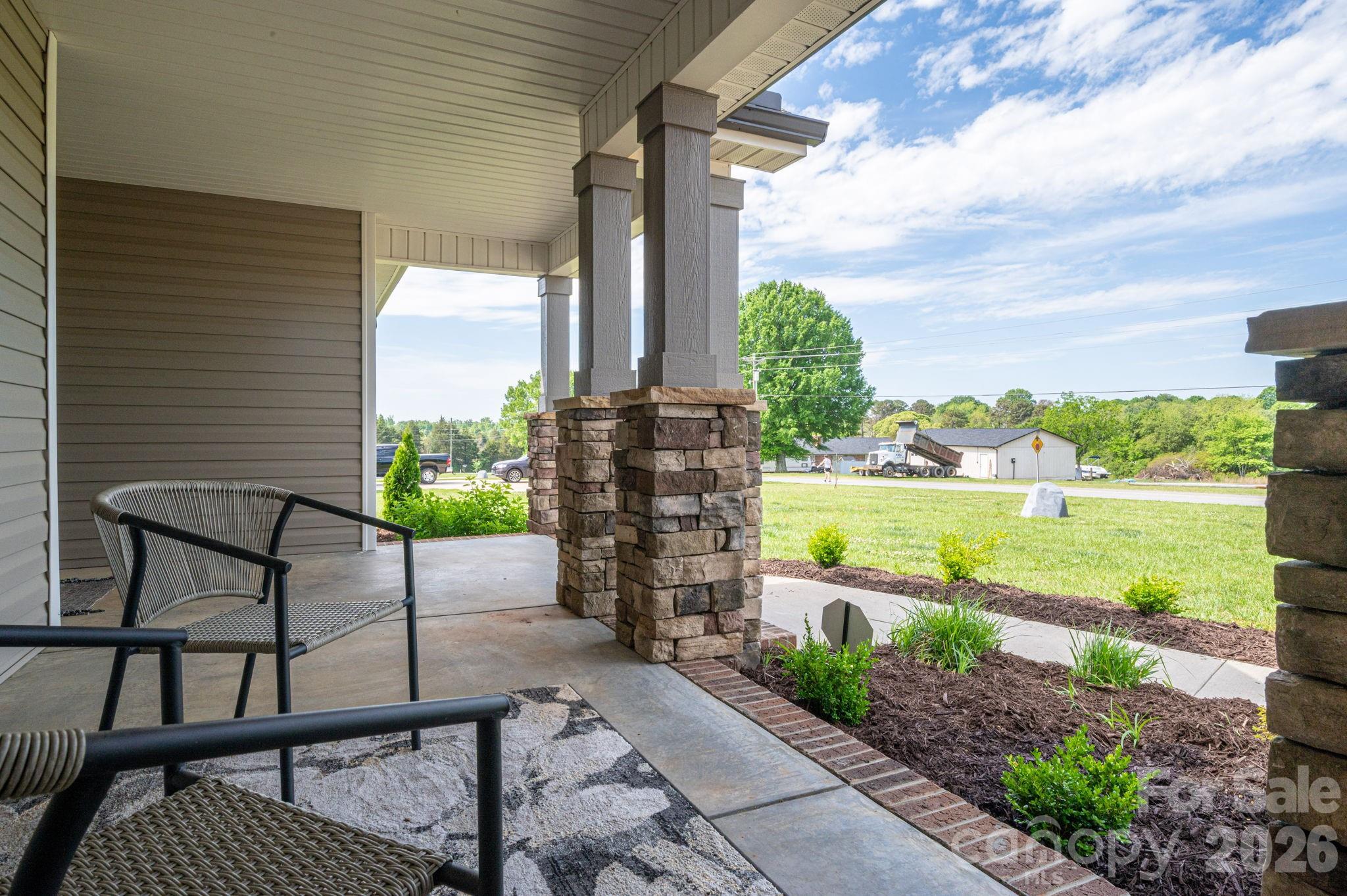WEST END - Residential