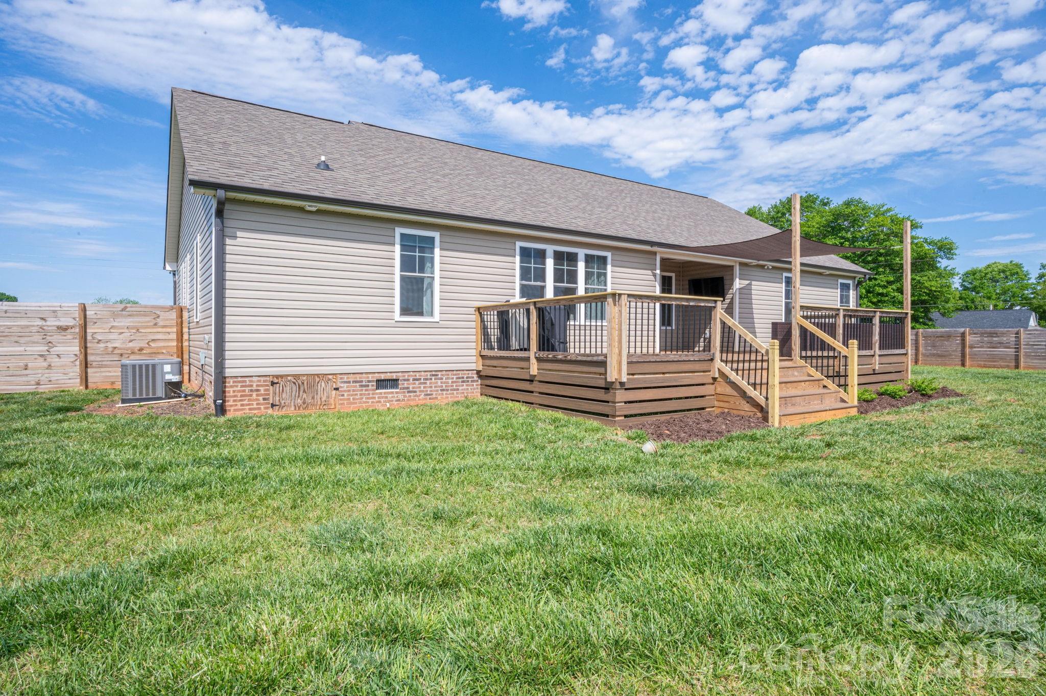 WEST END - Residential