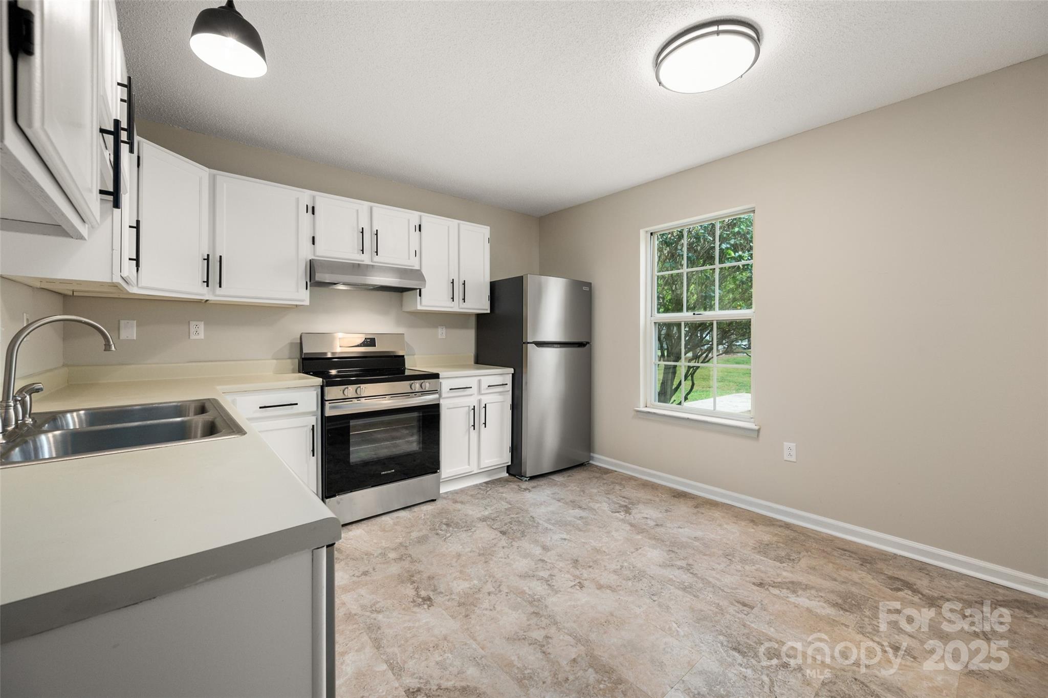 Hunt Club - Residential