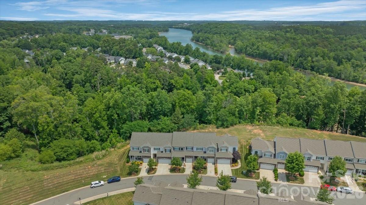 Waters Edge - Residential