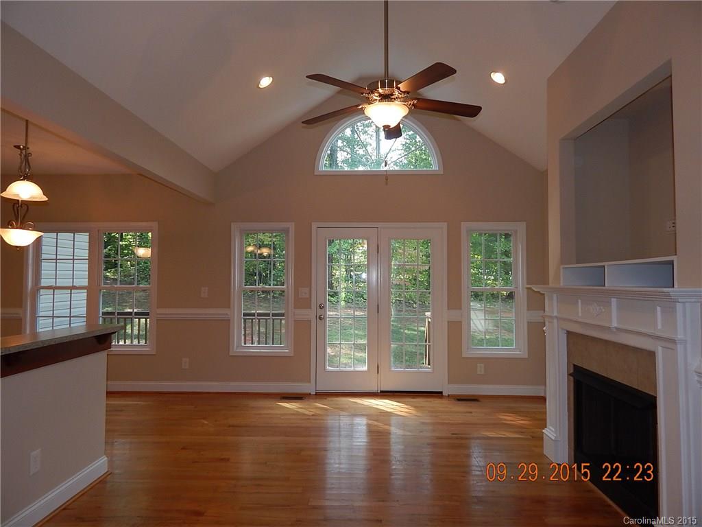 Lakeridge - Residential