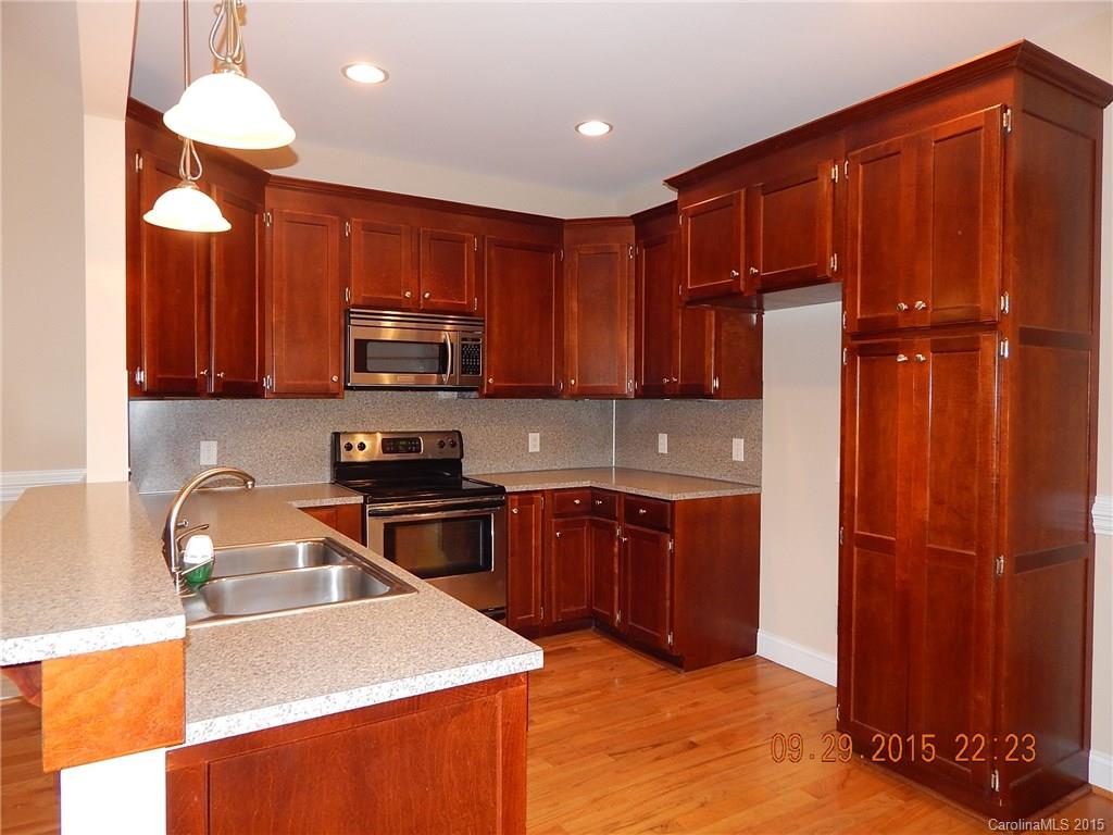 Lakeridge - Residential