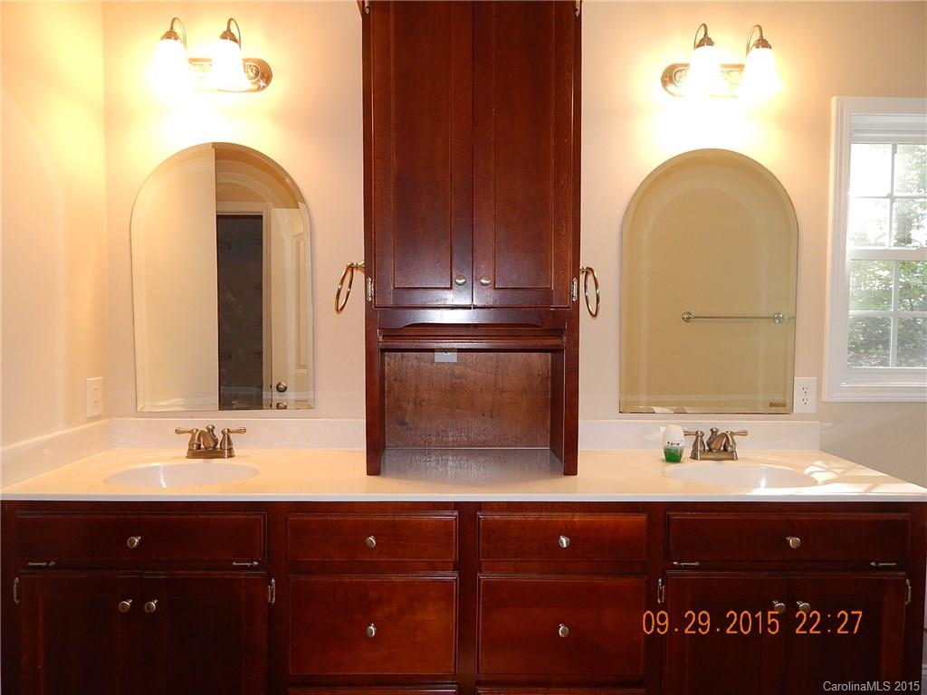 Lakeridge - Residential