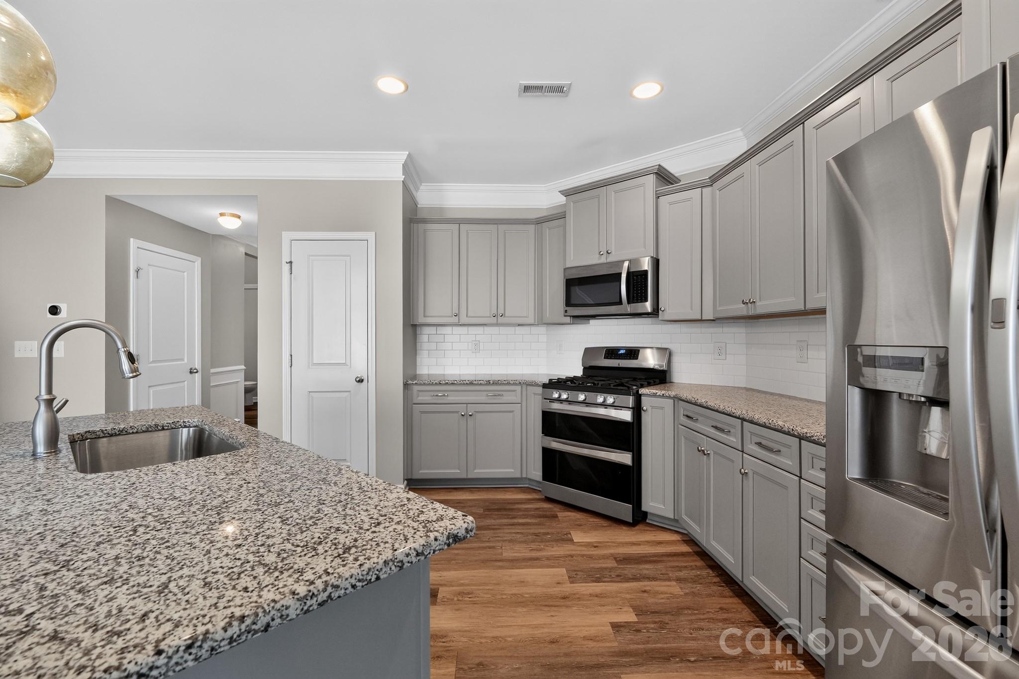 Savannah Townhomes - Residential