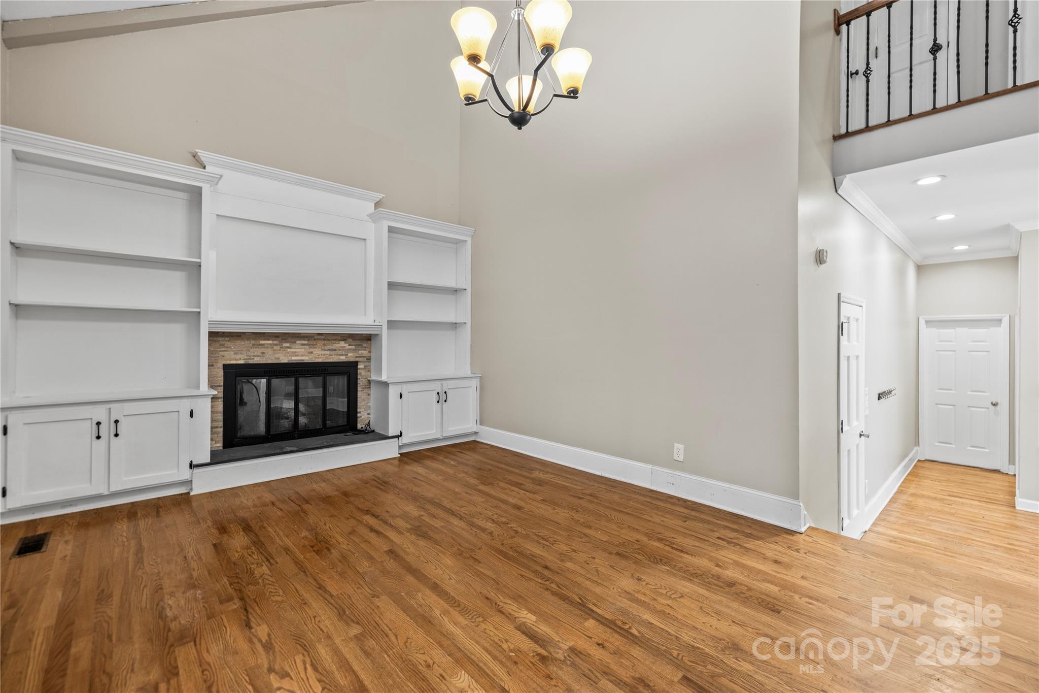River hills - Residential