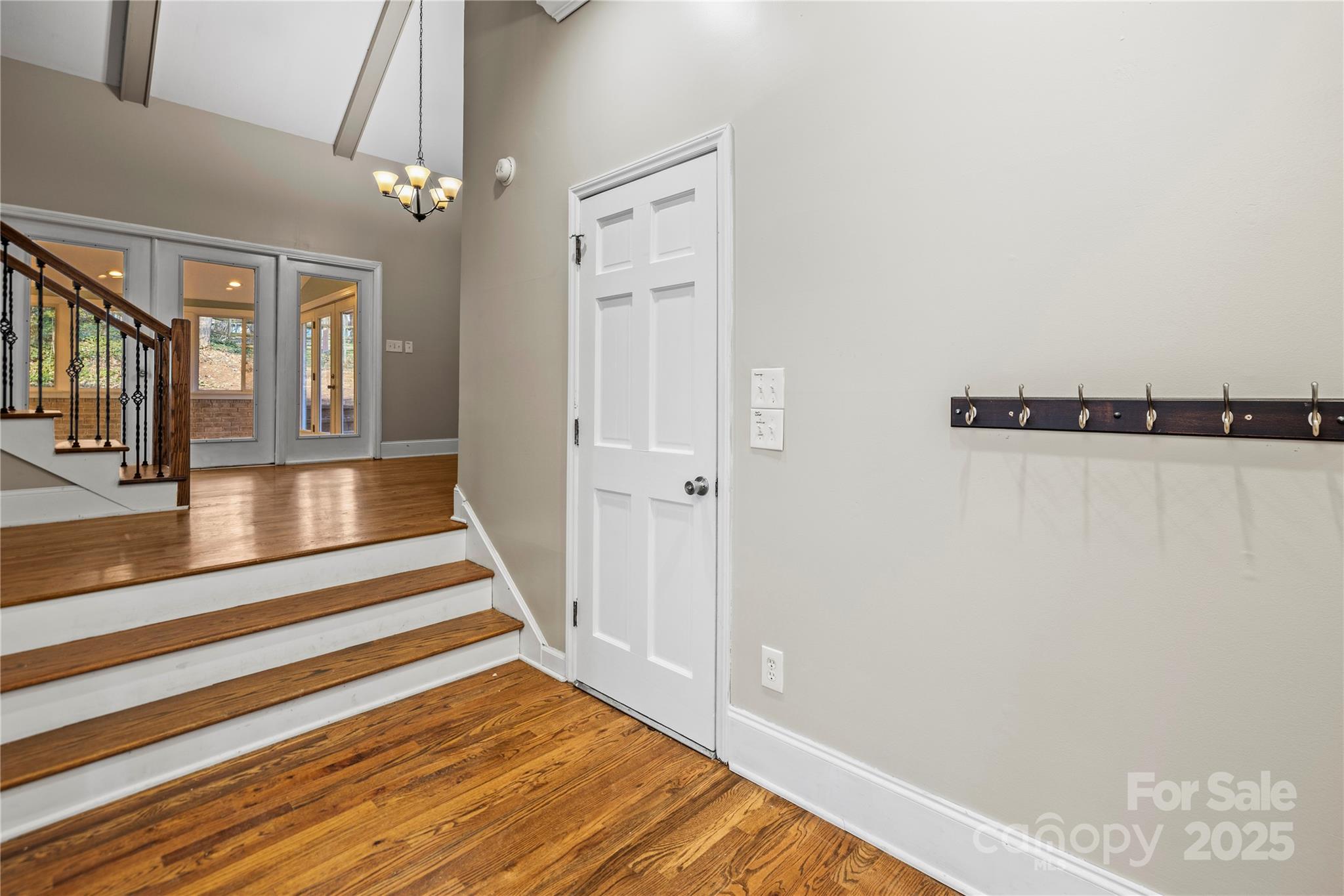 River hills - Residential