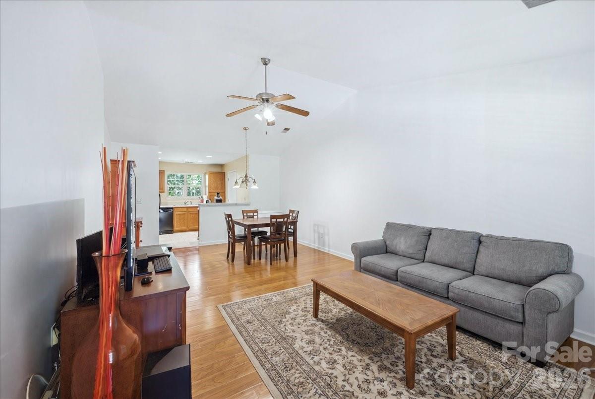 Michaels Landing - Residential