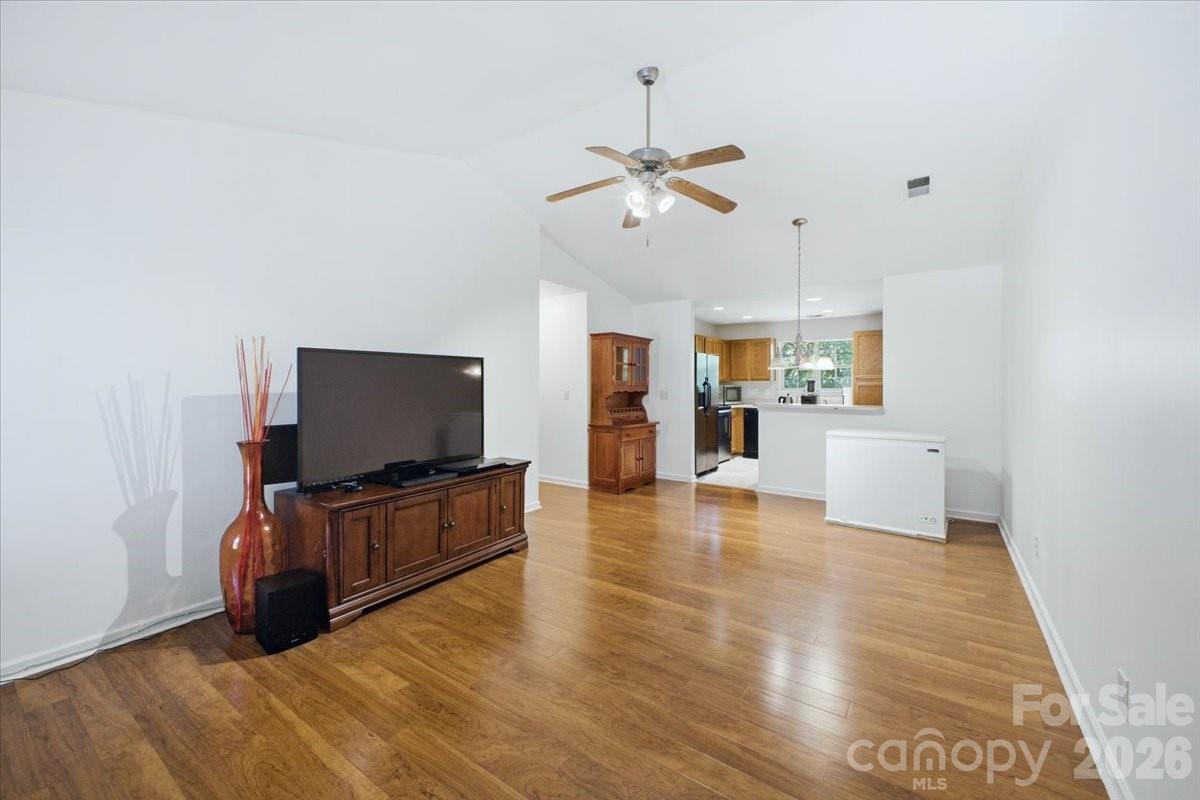 Michaels Landing - Residential