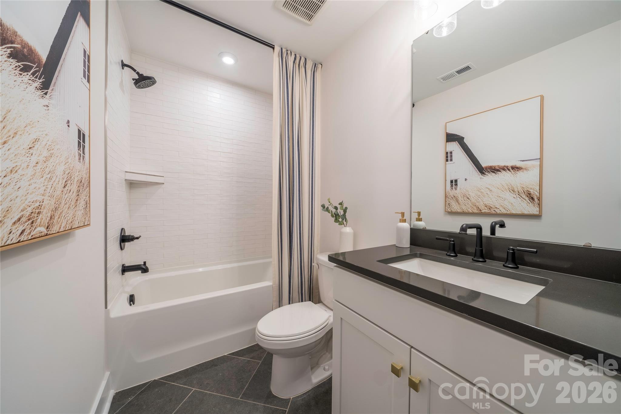 Context at Oakhurst - Residential