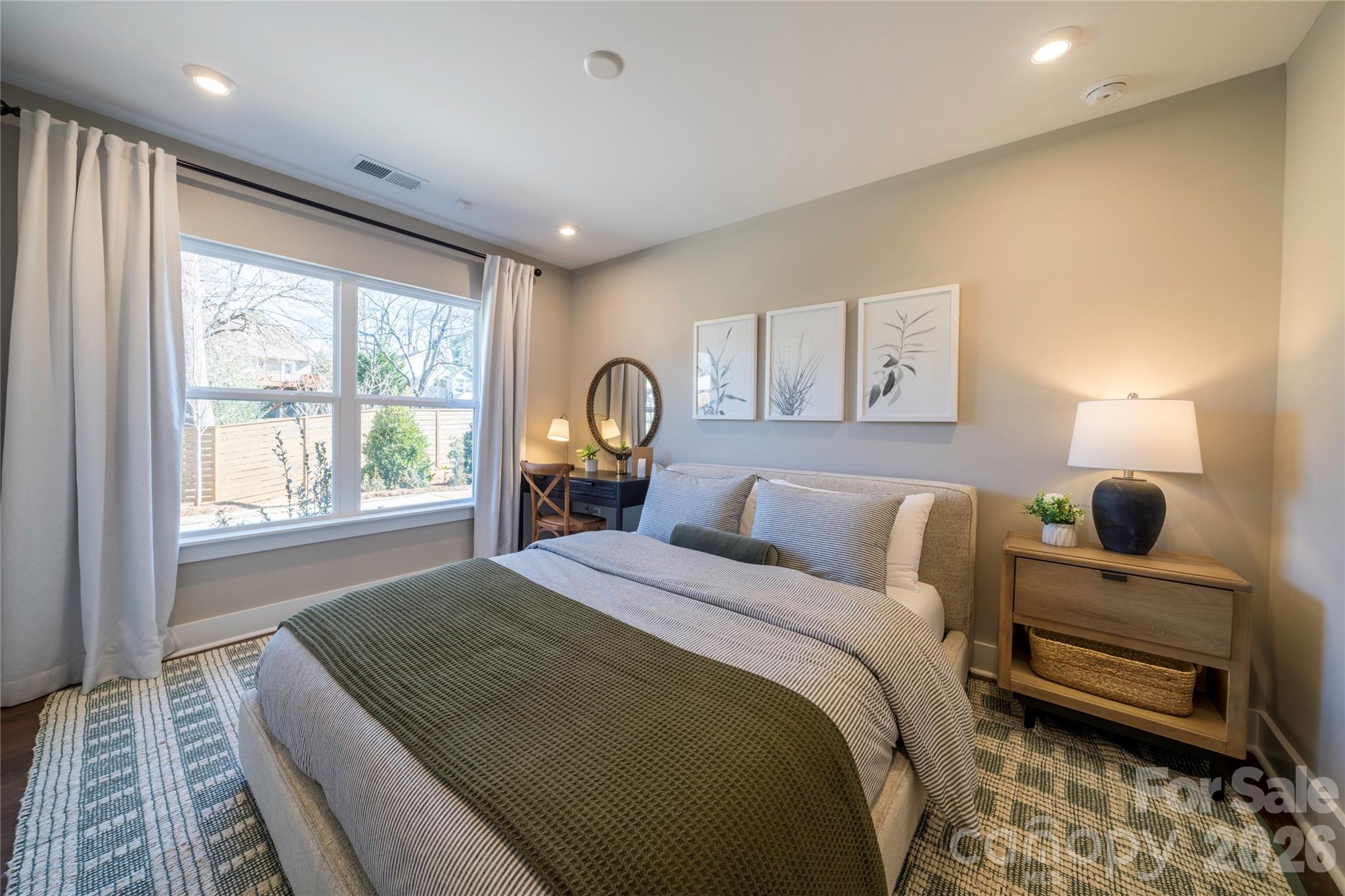 Context at Oakhurst - Residential