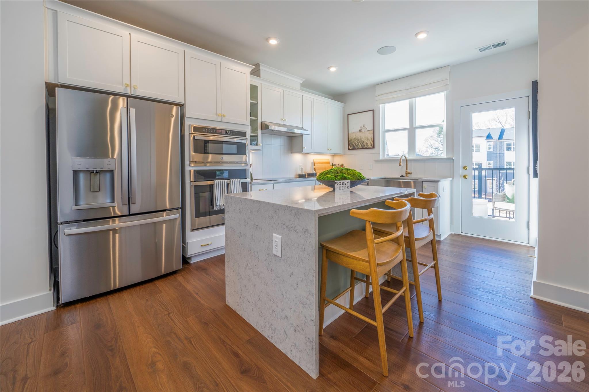 Context at Oakhurst - Residential