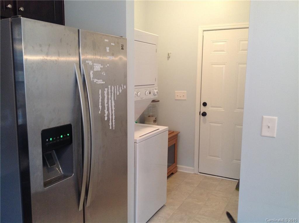 Makayla at Huntington - Residential