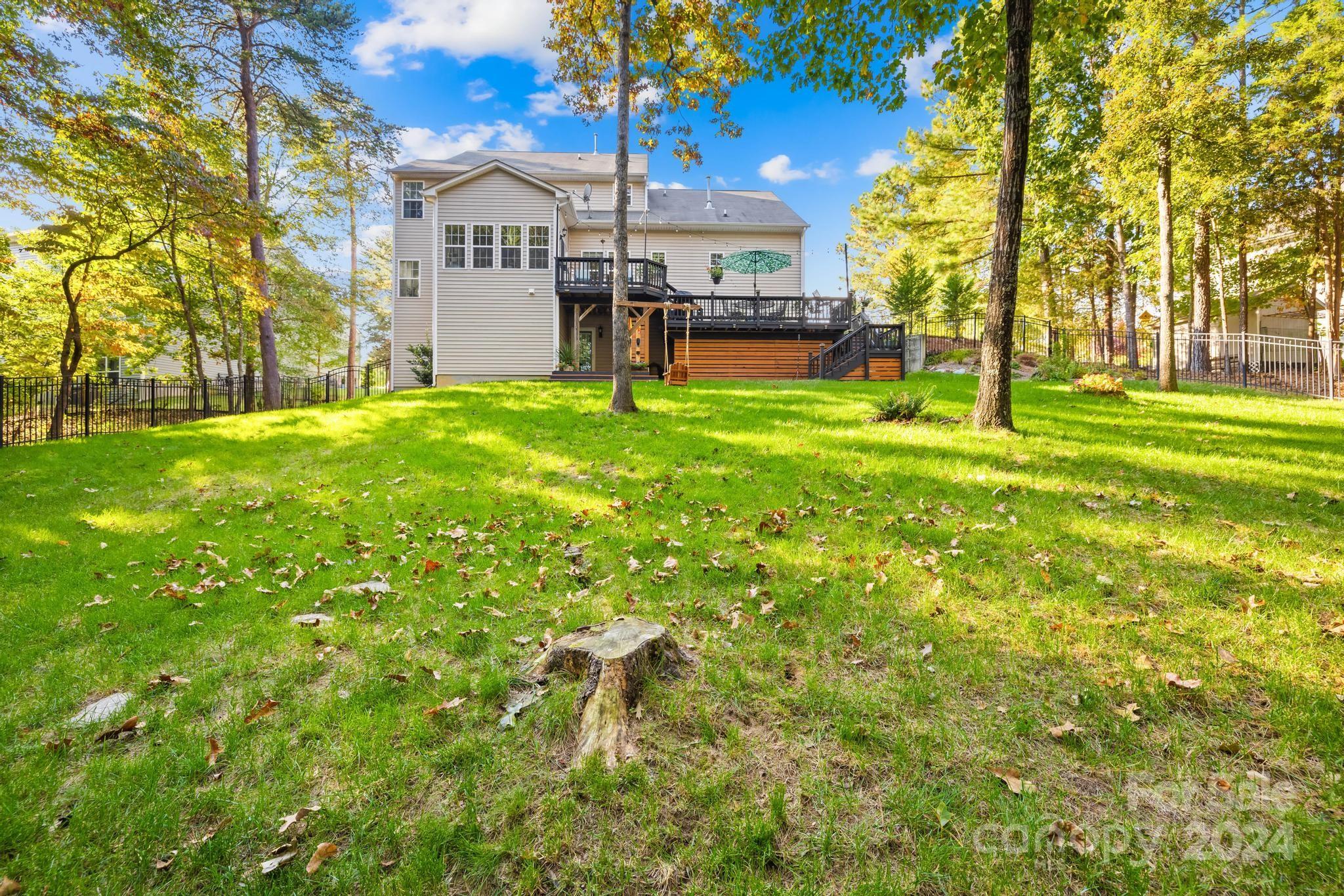 Somerset At Autumn Cove - Residential