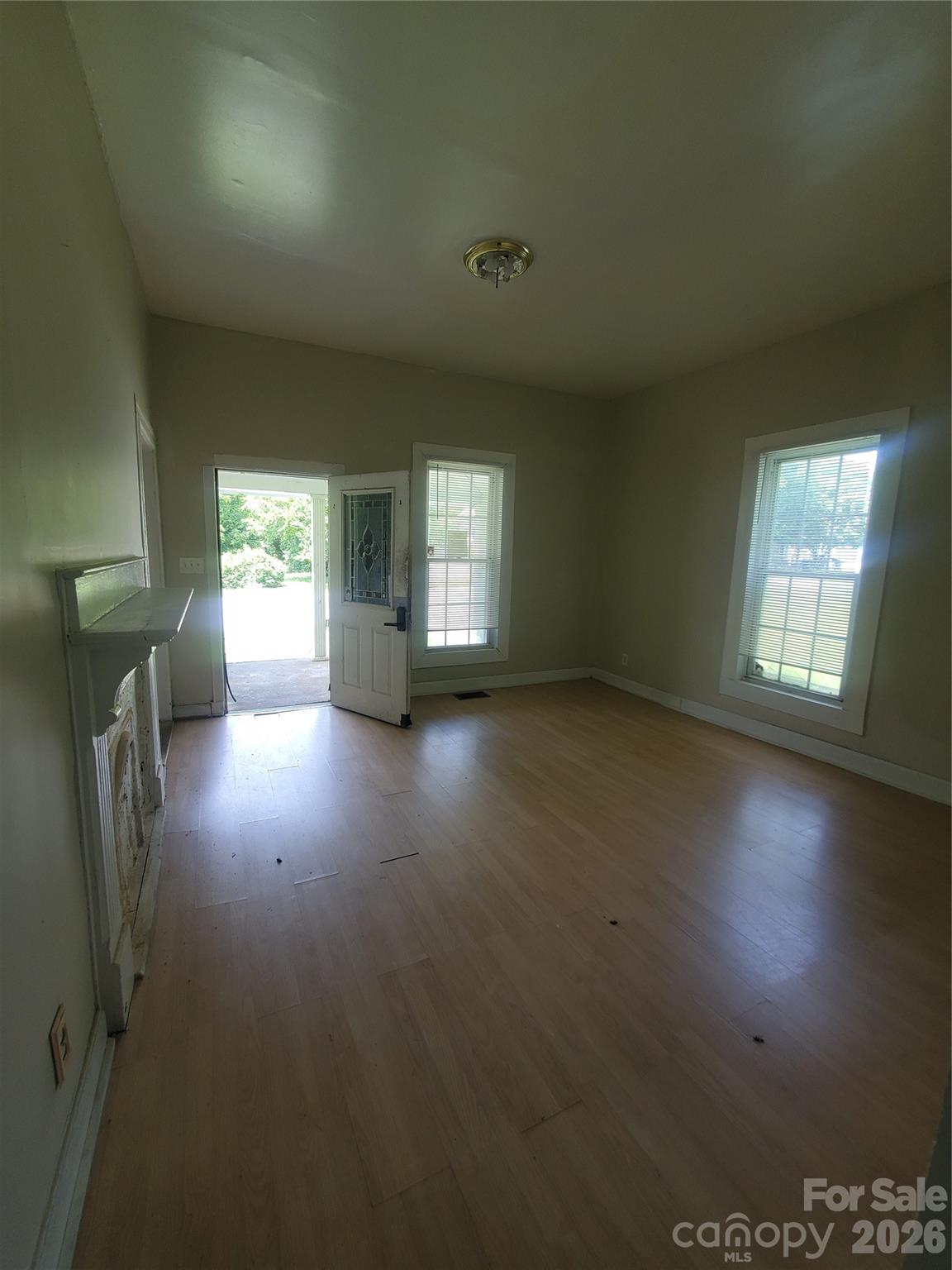 Hoskins - Residential
