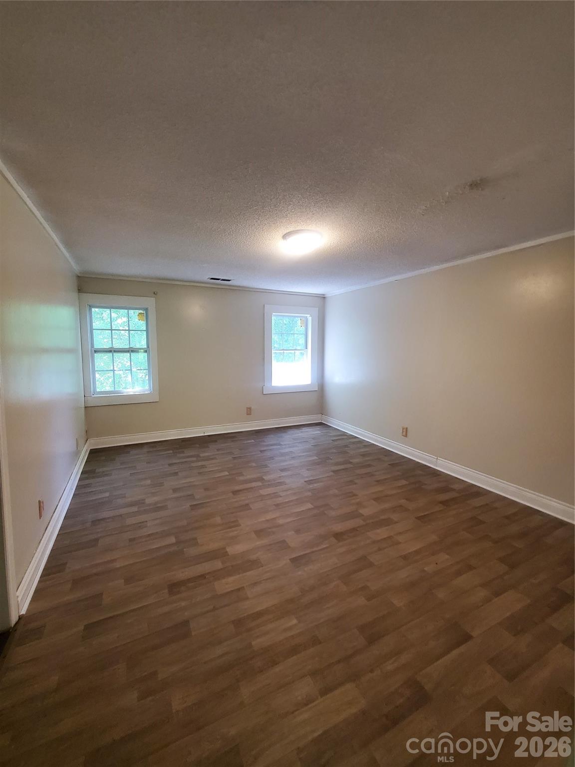 Hoskins - Residential