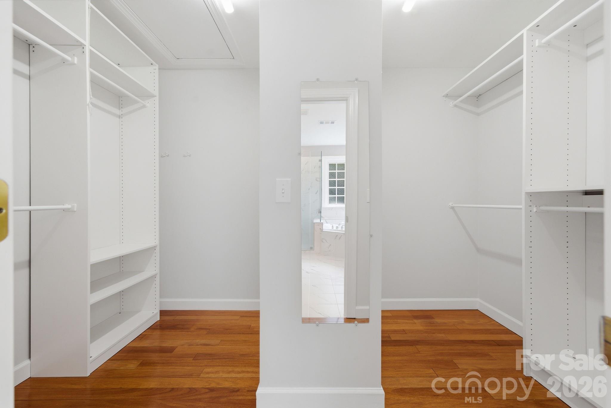 HUNTER OAKS - Residential