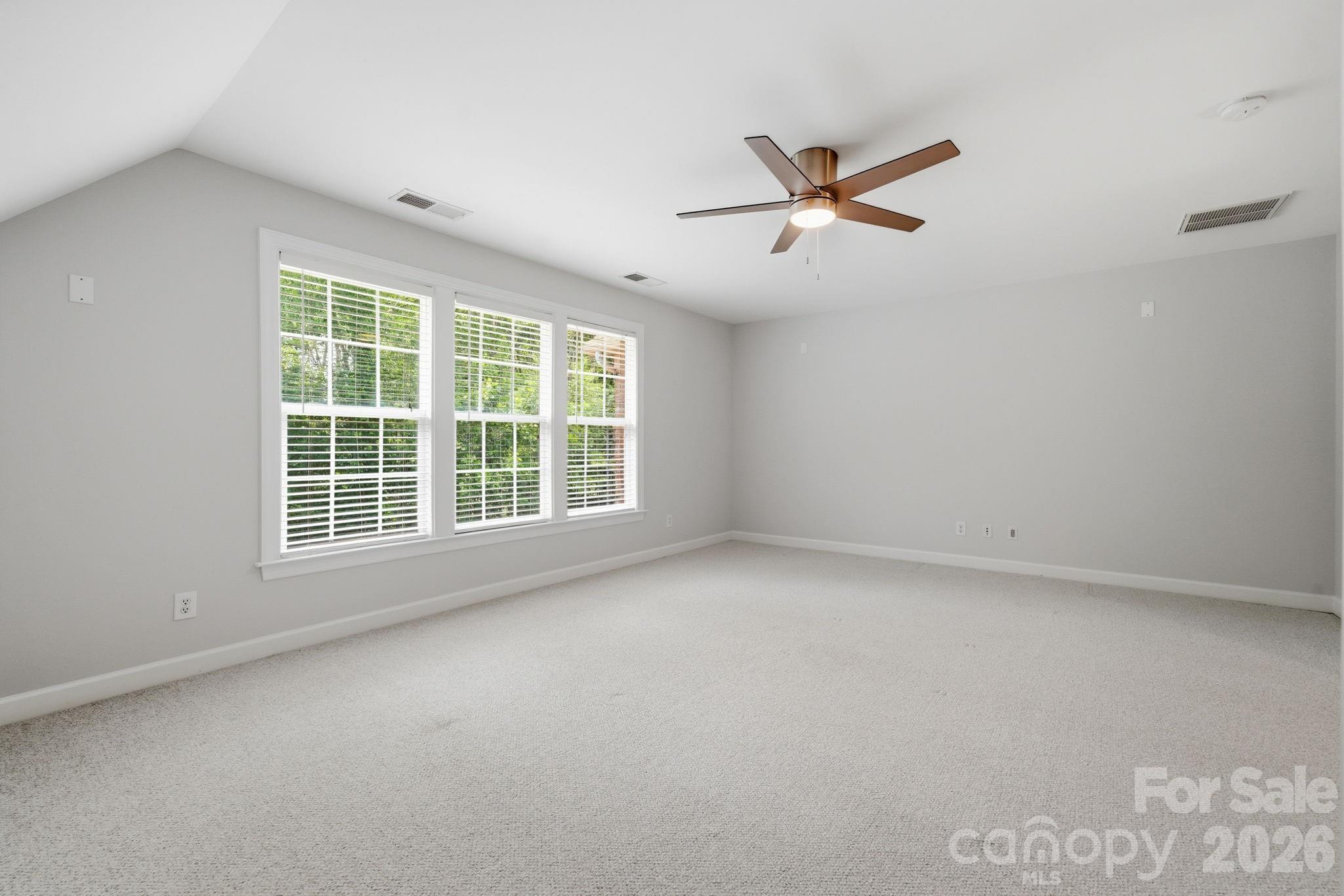 HUNTER OAKS - Residential