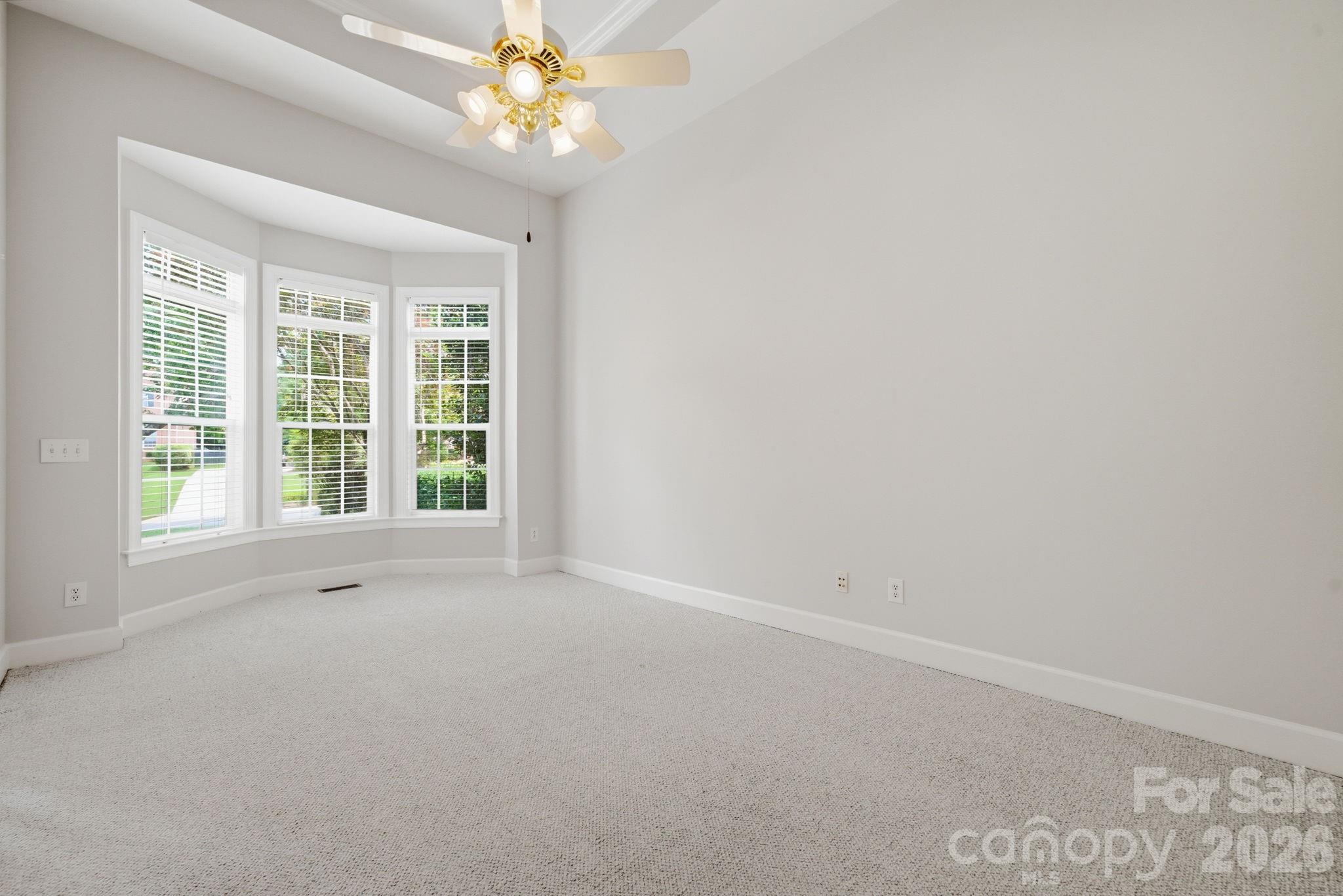 HUNTER OAKS - Residential
