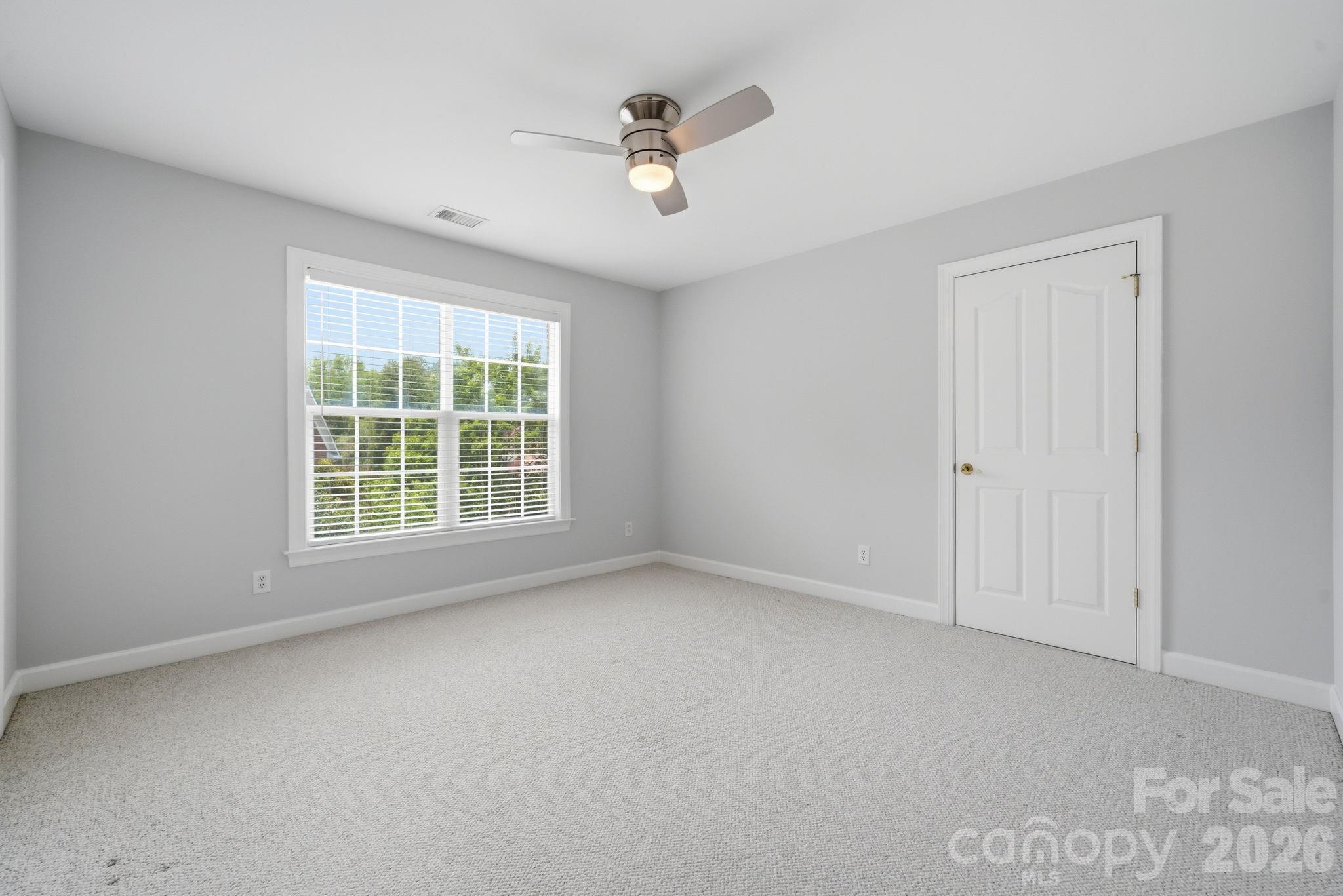 HUNTER OAKS - Residential