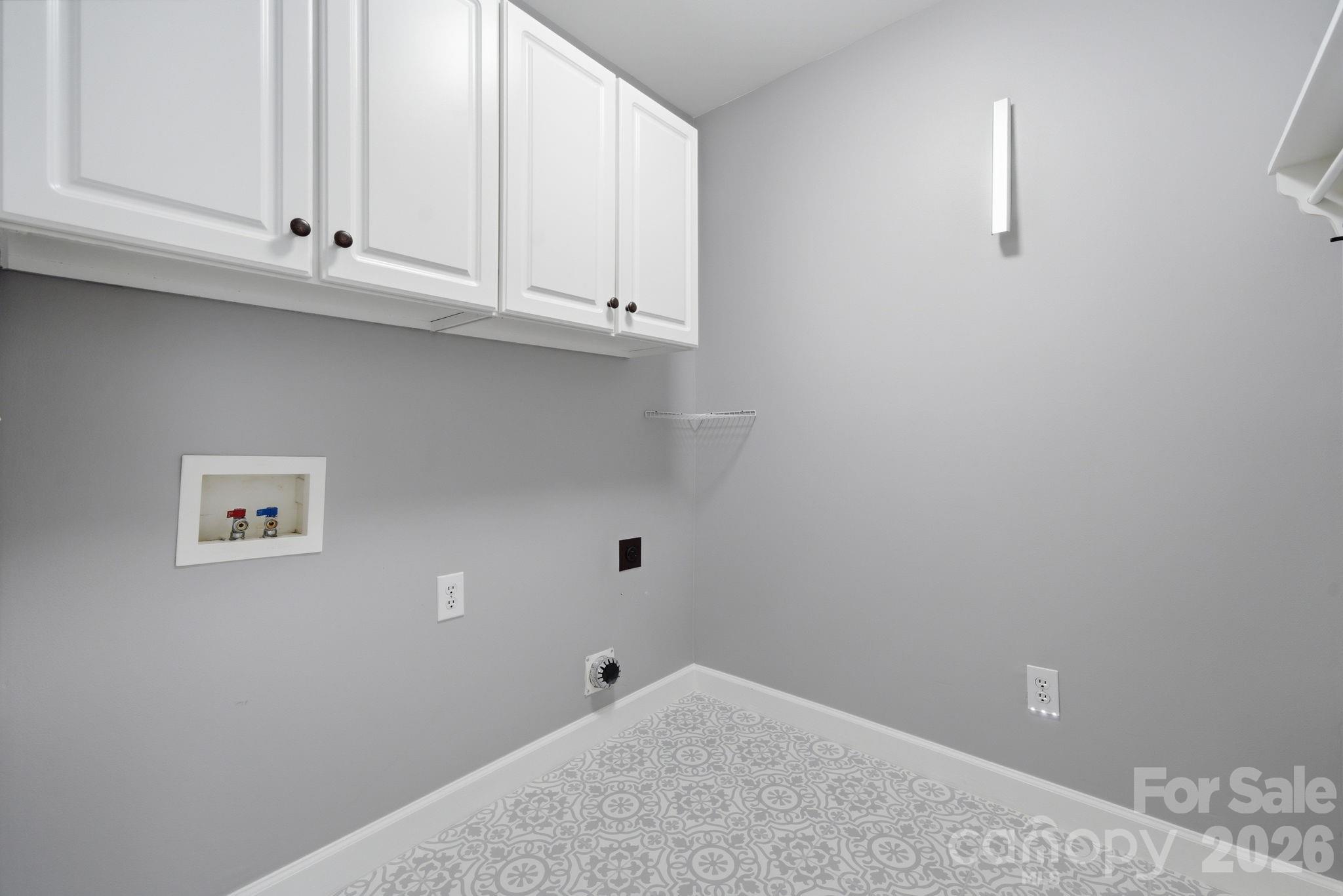 HUNTER OAKS - Residential