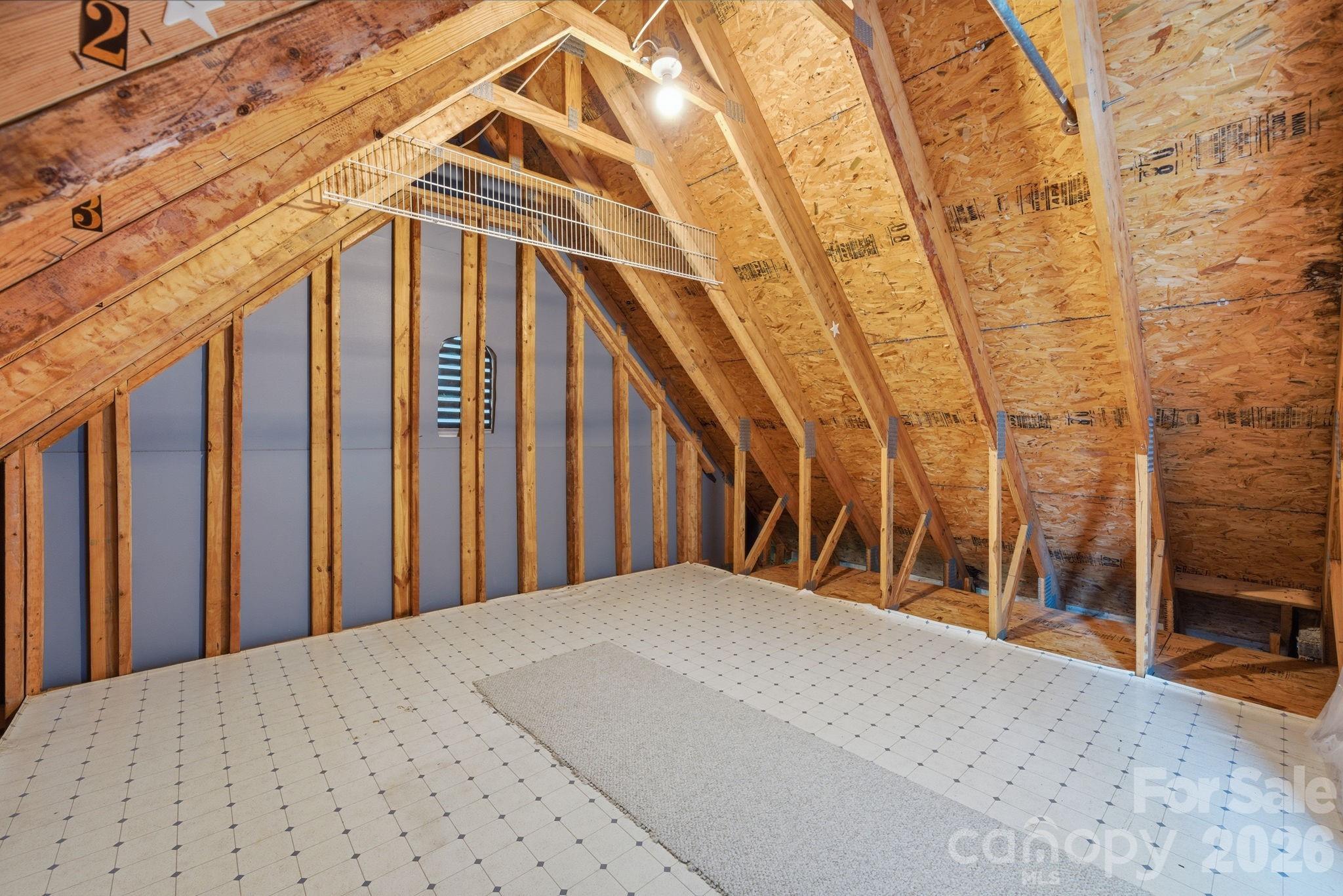 HUNTER OAKS - Residential