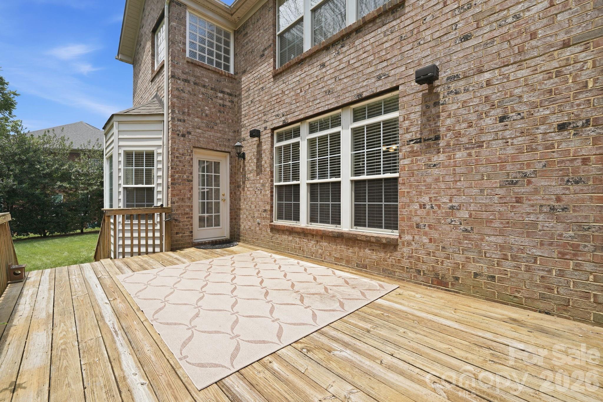HUNTER OAKS - Residential