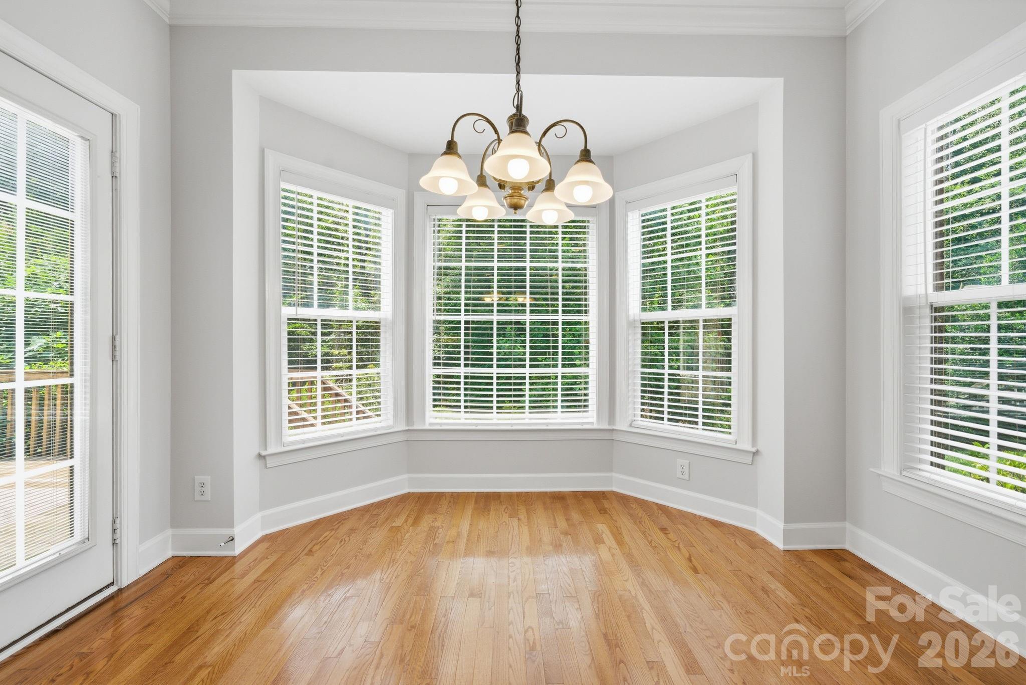 HUNTER OAKS - Residential