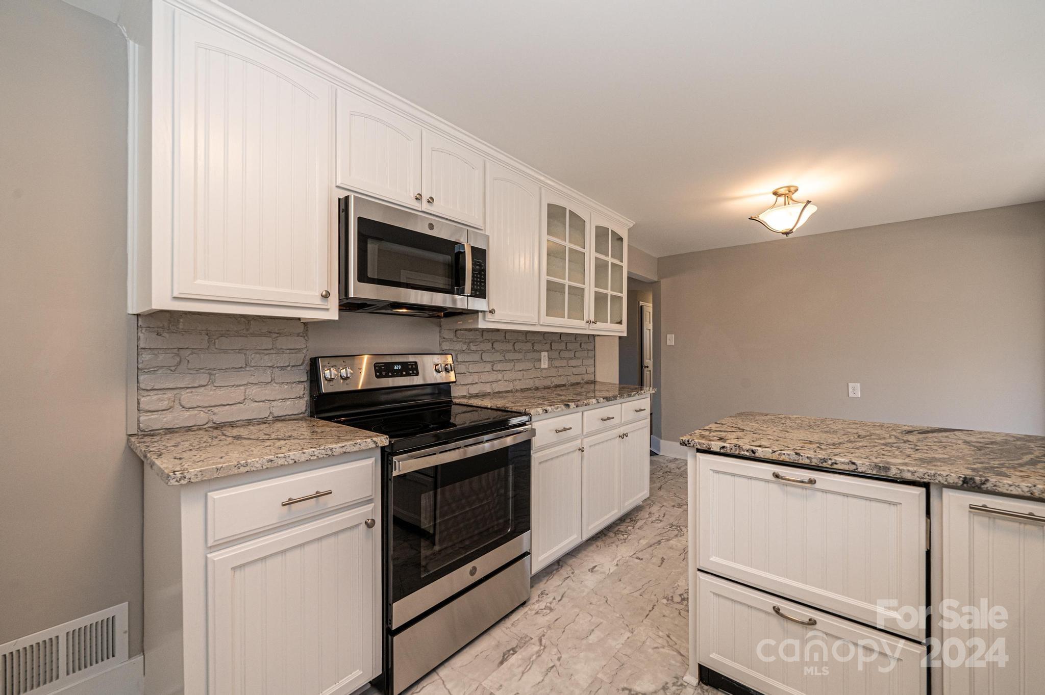 Belle Meade - Residential