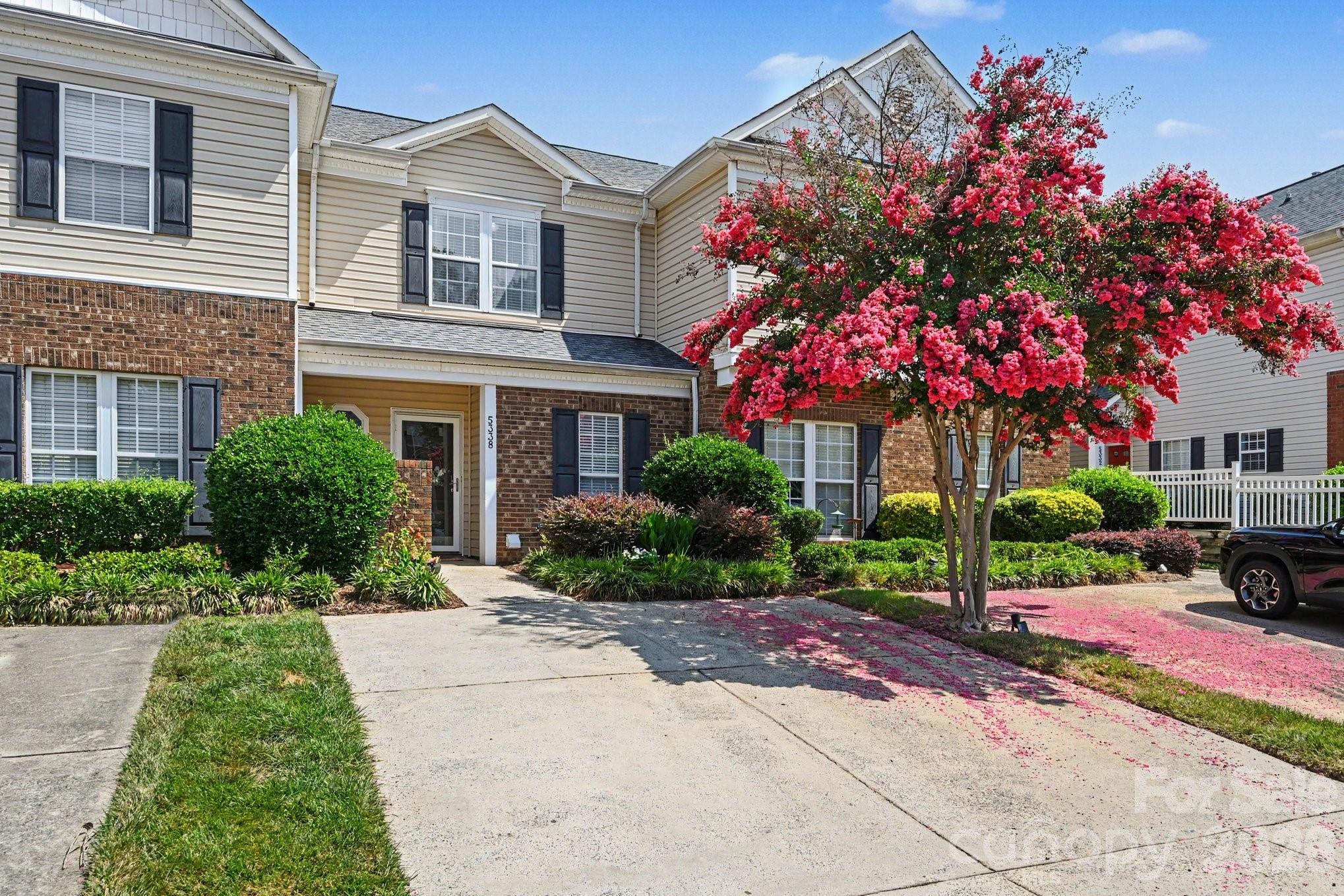 Anthem Townhouse - Residential