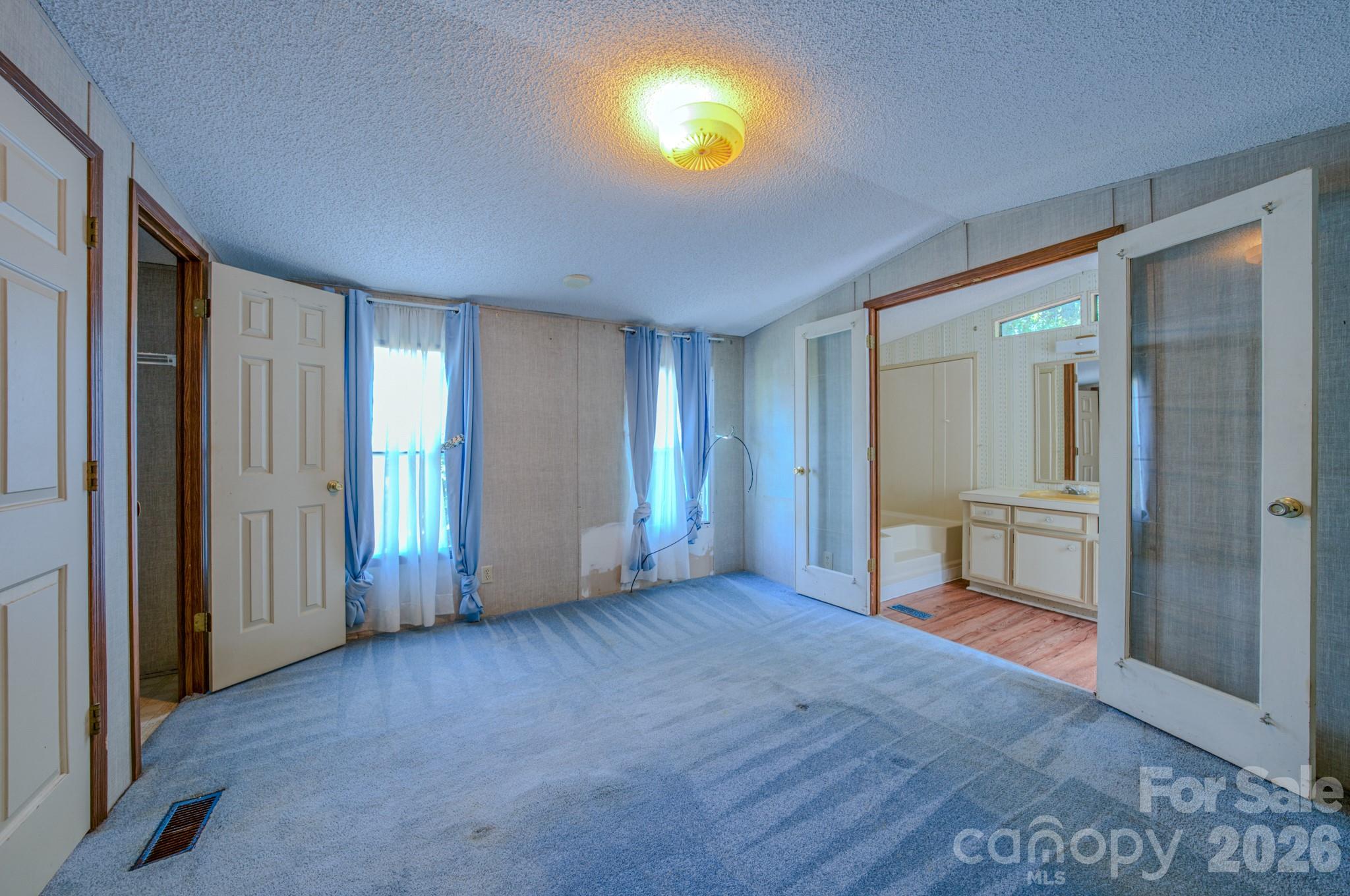 Mountain Estates - Residential