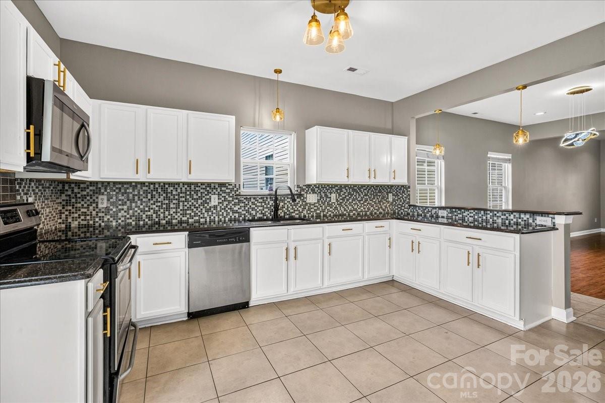 Springhurst at Hickory Grove - Residential
