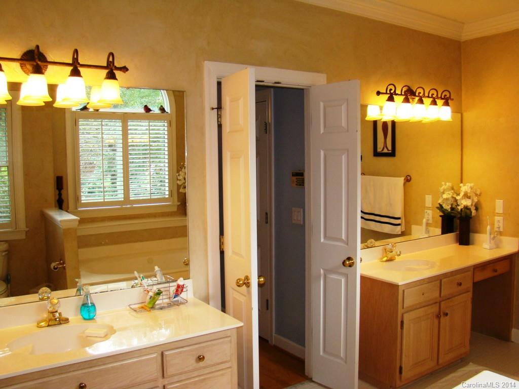 Carriage Downs - Residential