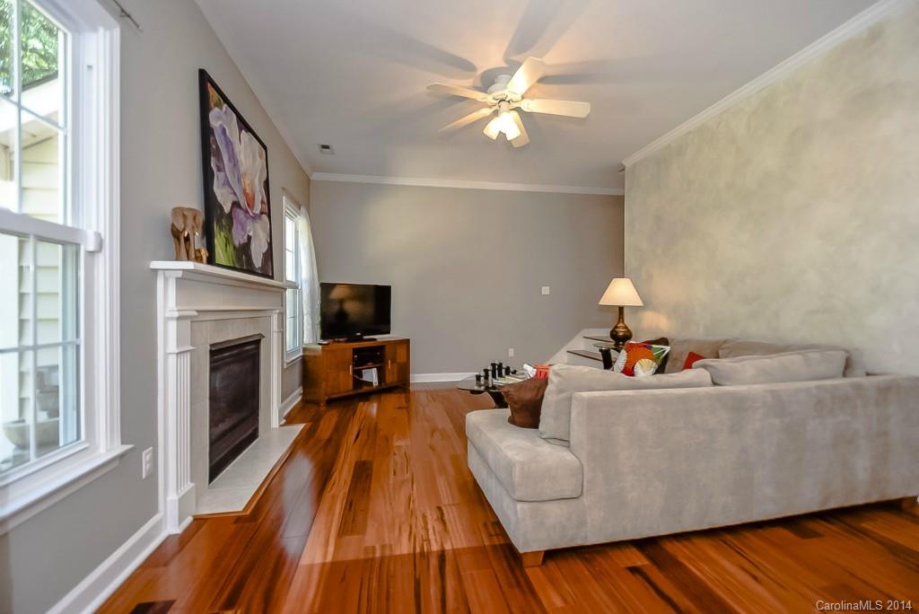 Tega Cay - Residential