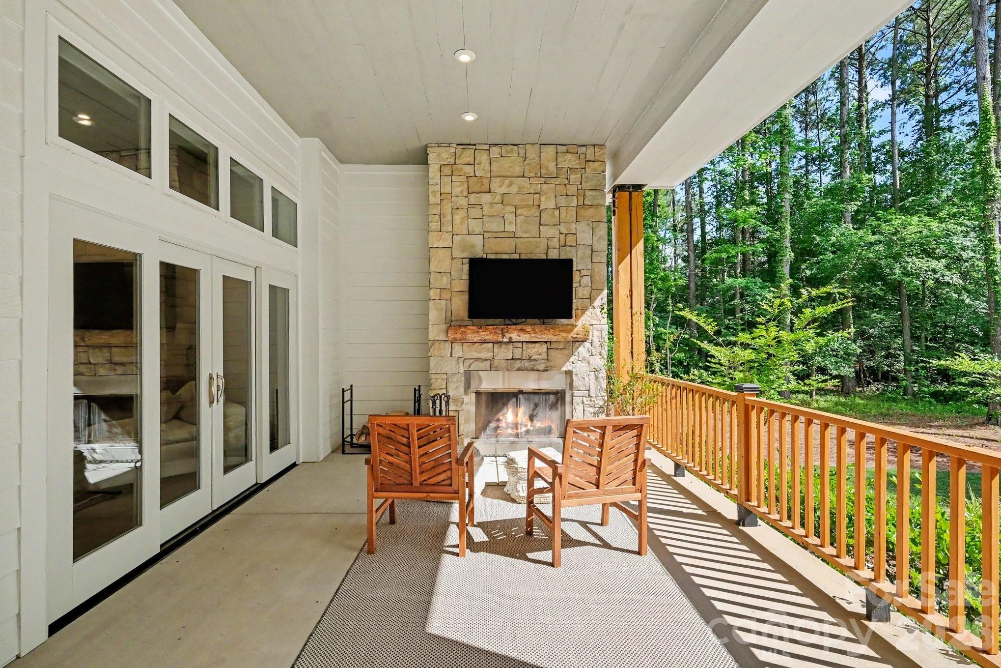 Riverchase Estates - Residential